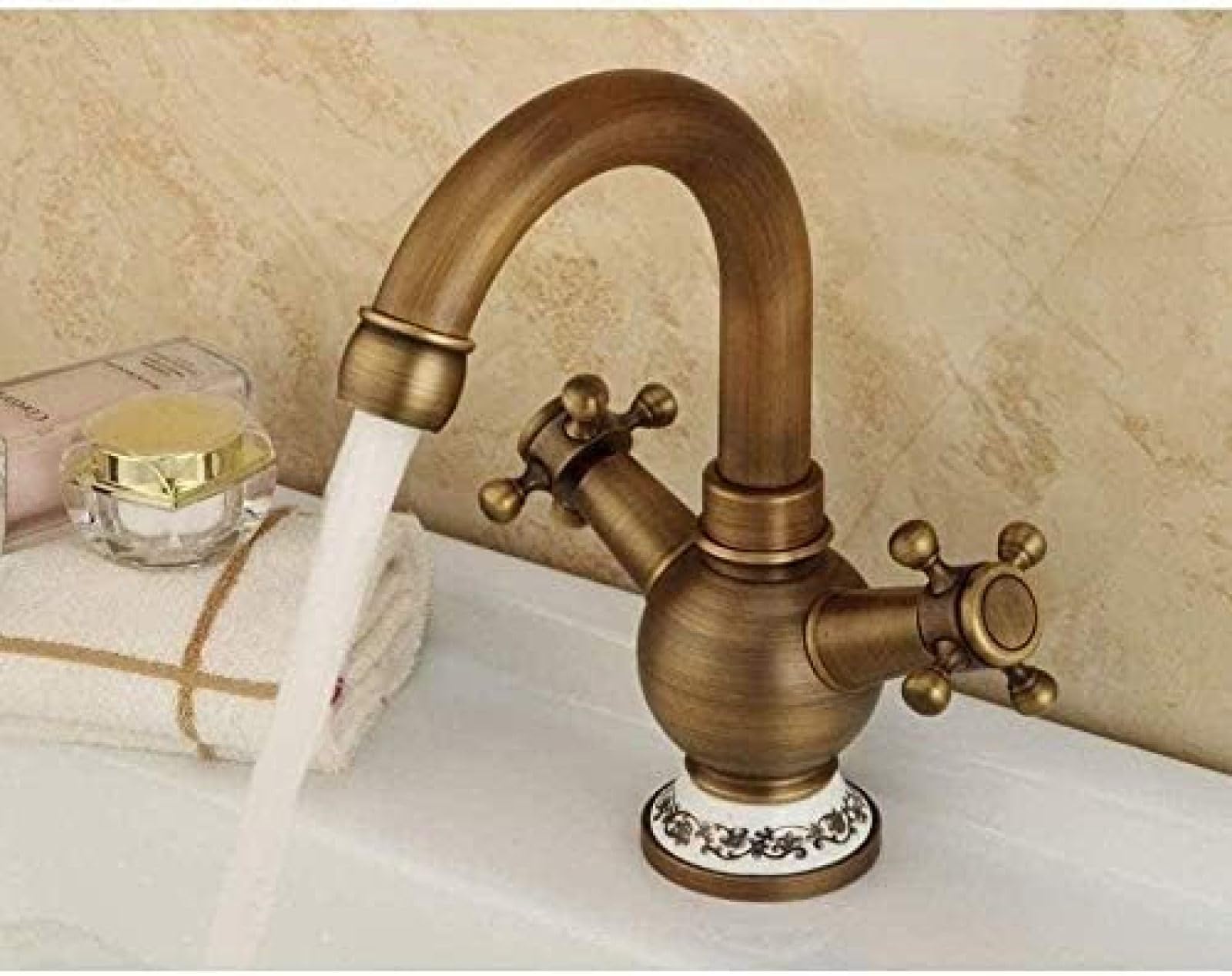 Grifo Grifo de Cocina Grifo Estilo Vintage Latón Antiguo Grifo de Fregadero de Doble manija Grifo de Fregadero de Agua fría y Caliente Accesorios de baño