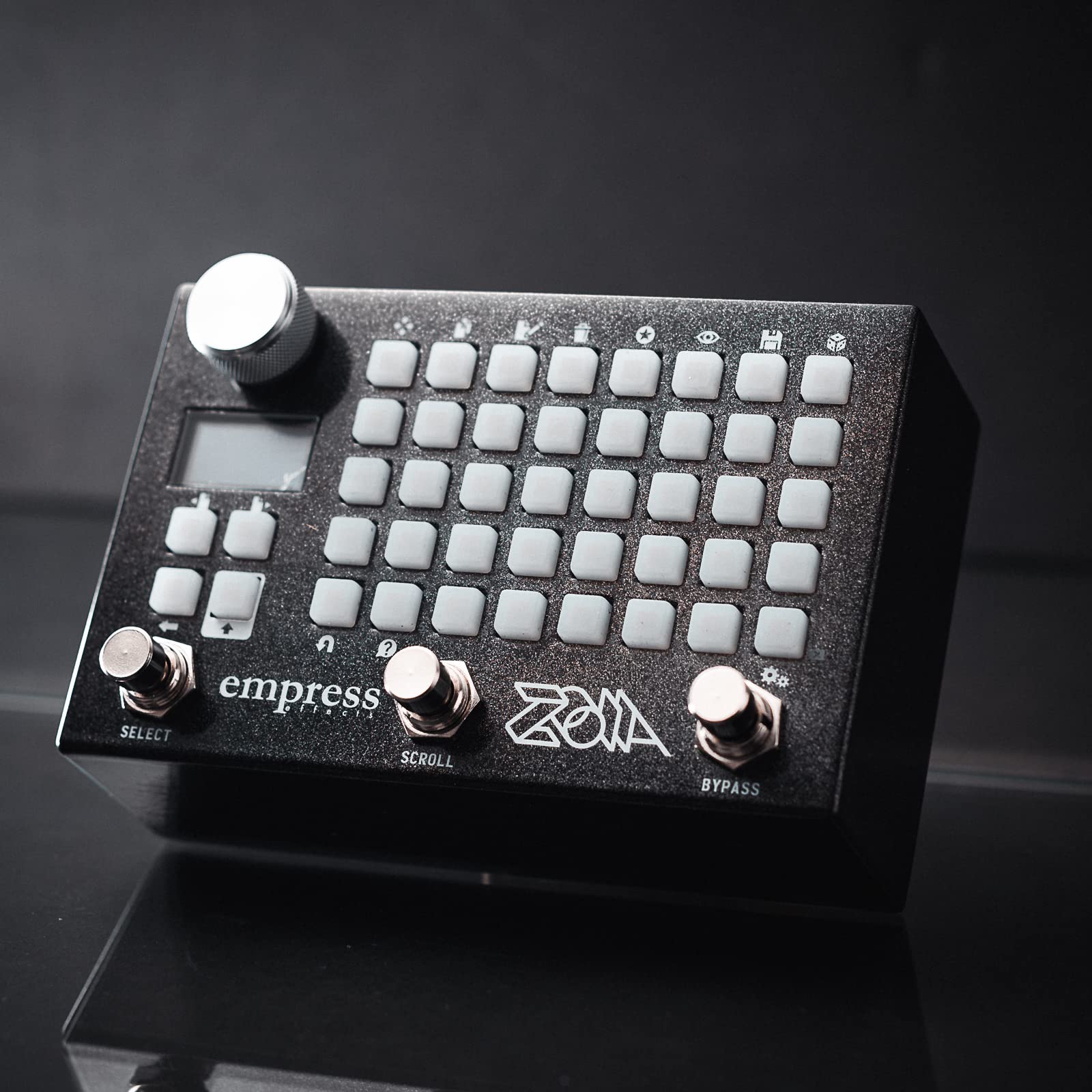 Amazon.com: Empress ZOIA Modular Synthesizer Pedal : Musical