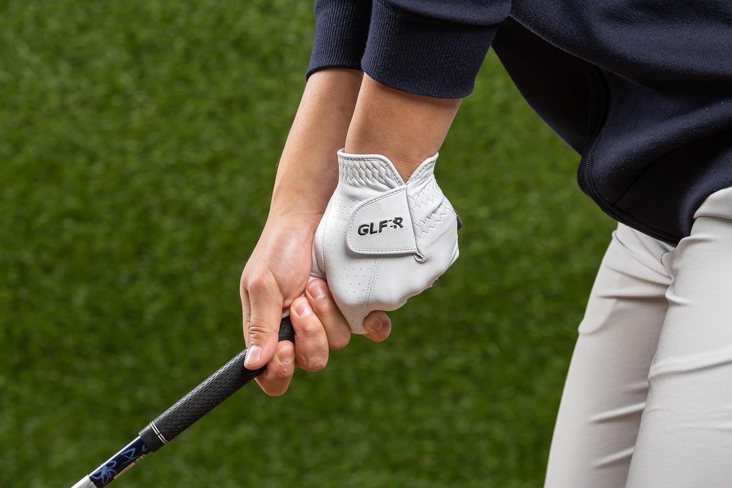 Premium TOP 1% Cabretta Leather Golf Gloves, Silky Grip Feel, Soft Touch