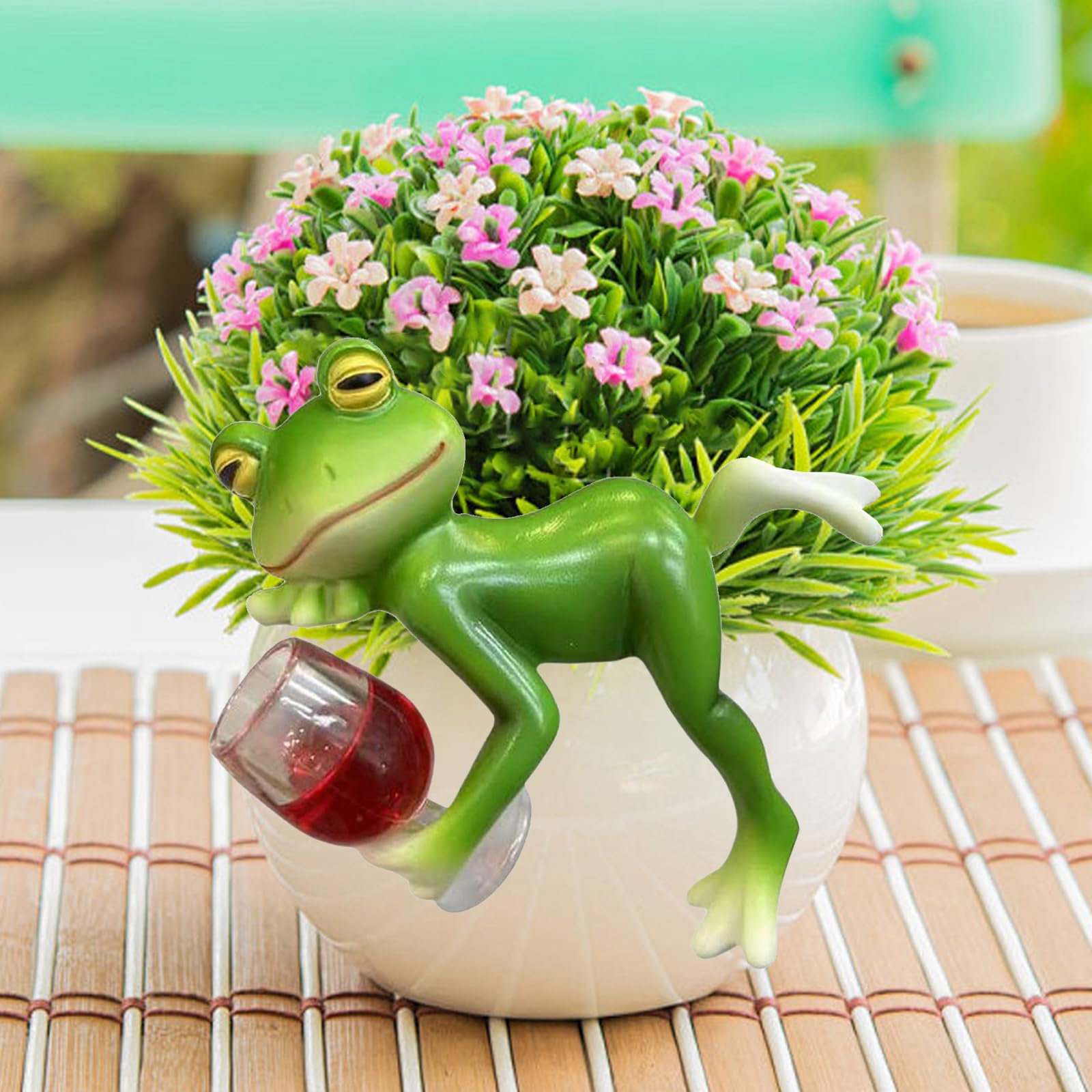 Homescapes Statuetta Rana Con Farfalla E Vaso In Metallo | 31 Cm | Decorazione Da Giardino Shabby Chic | Dipinta A Mano | Ferro Verniciato Antiruggine