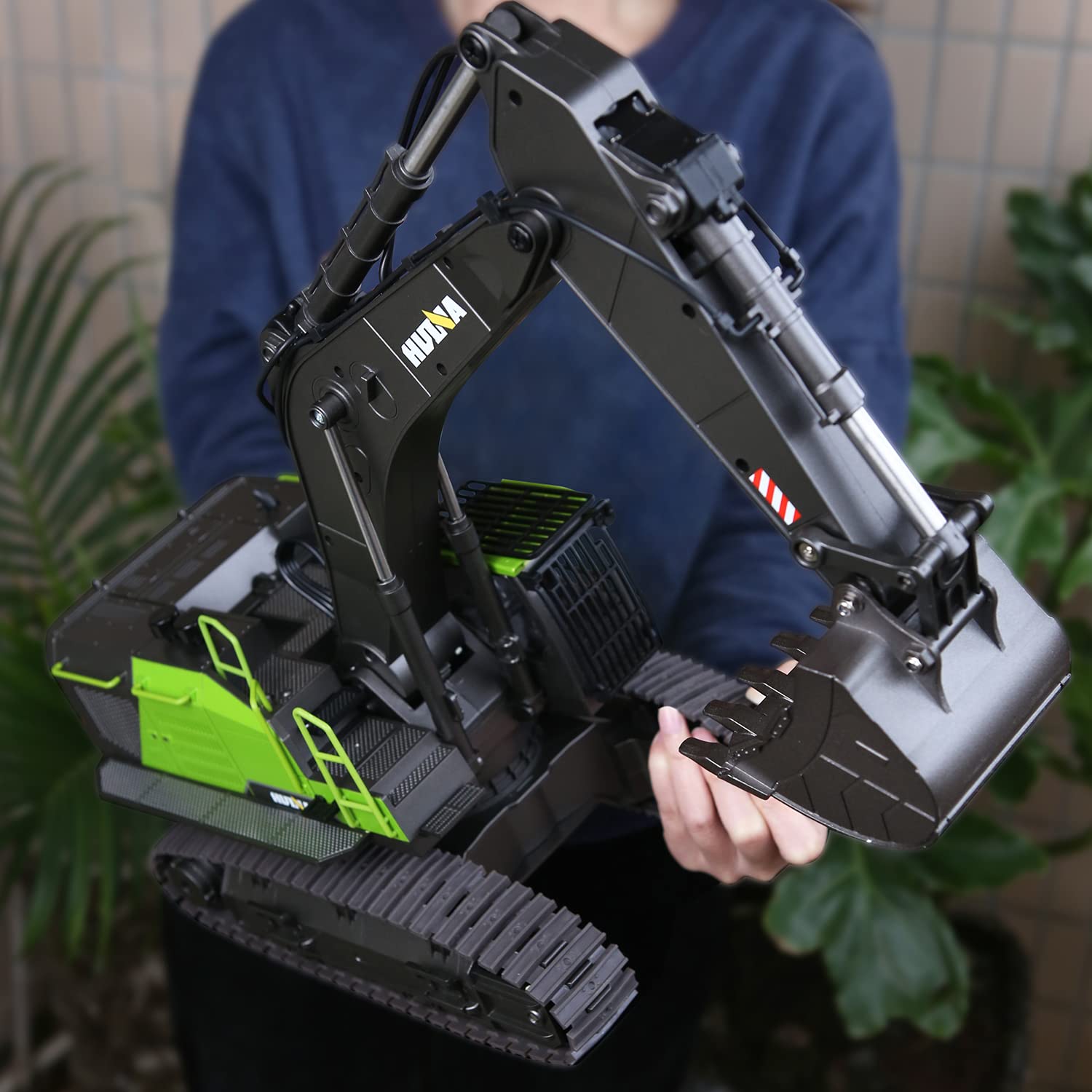 1:14 Excavadora Juguete Grande, 22 Canales Escavadoras Juguetes con todas las funciones, Excavadora Teledirigido RC +2 Baterías+3 Accesorios, Juguetes RC Pala, Gruas de Juguetes Niño 4 6 8 10 14+ Años
