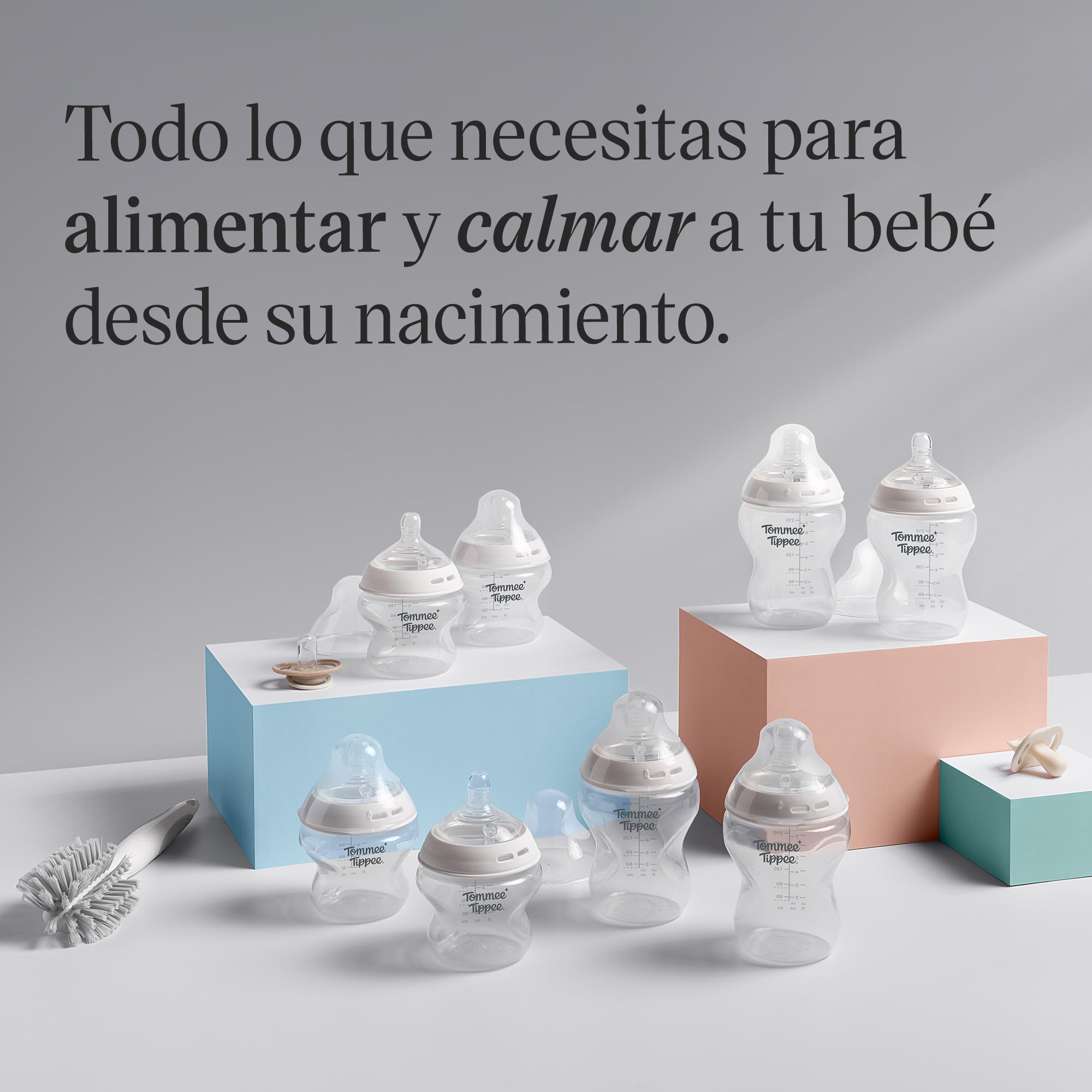 Tommee Tippee Set con Chupetes y Biberones, incluye Biberones Natural Start de 150ml y 260ml con Autoesterilización y Tetinas de Flujo Lento y Extralento y Chupetes Ultra-light StayPut y Recién Nacido
