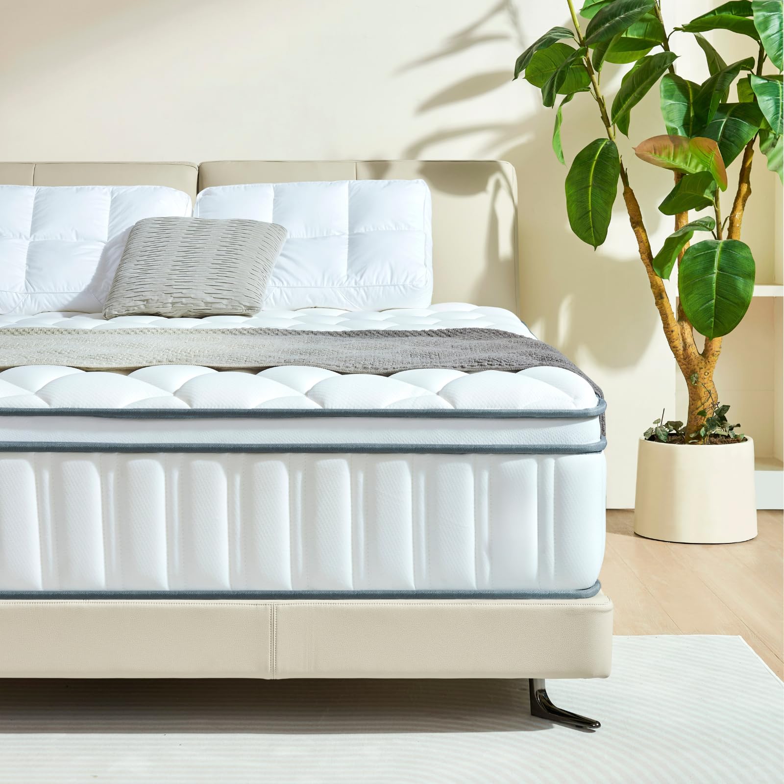 Photo 1 of Gelvin 14" King Hybrid Mattress