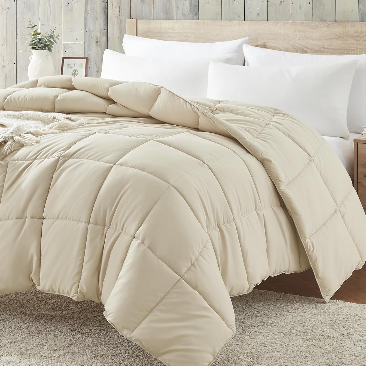 Edredón California King – Relleno de edredón ligero | Manta de cama alternativa, lavable, sin grumos, suave para todas las estaciones, acolchada, color beige