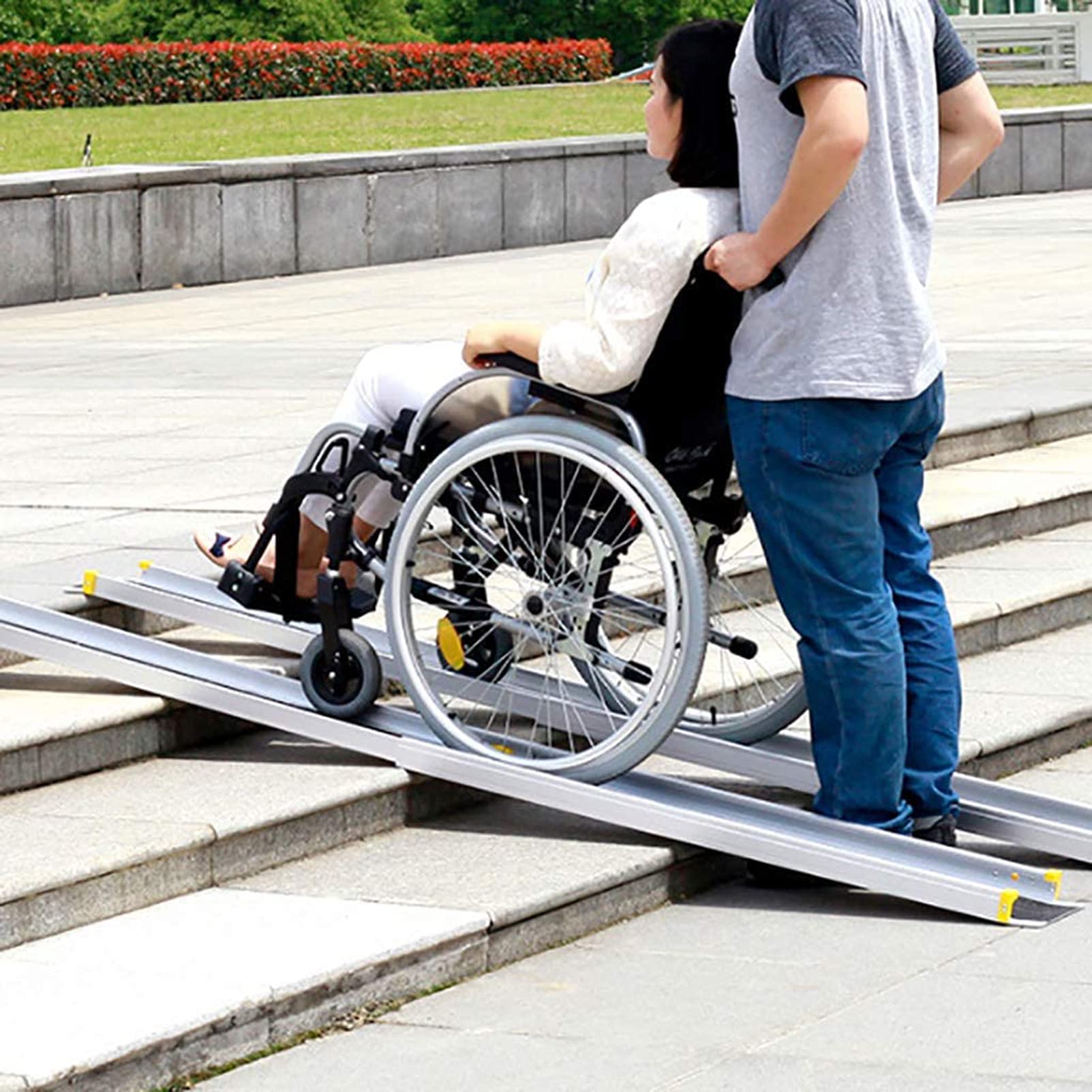 Rampas Telescópicas Ligeras, Rampas De Canal Telescópicas Ajustables con Asa De Transporte, Ideales para Sillas De Ruedas, Rampas De Movilidad para Patinetas Y Sillas De Ruedas, 1 Par
