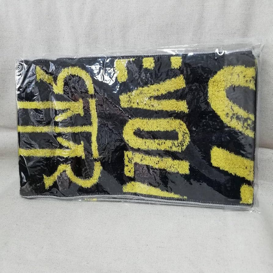 Amazon.co.jp: イナズマロックフェス マフラータオル T.M.