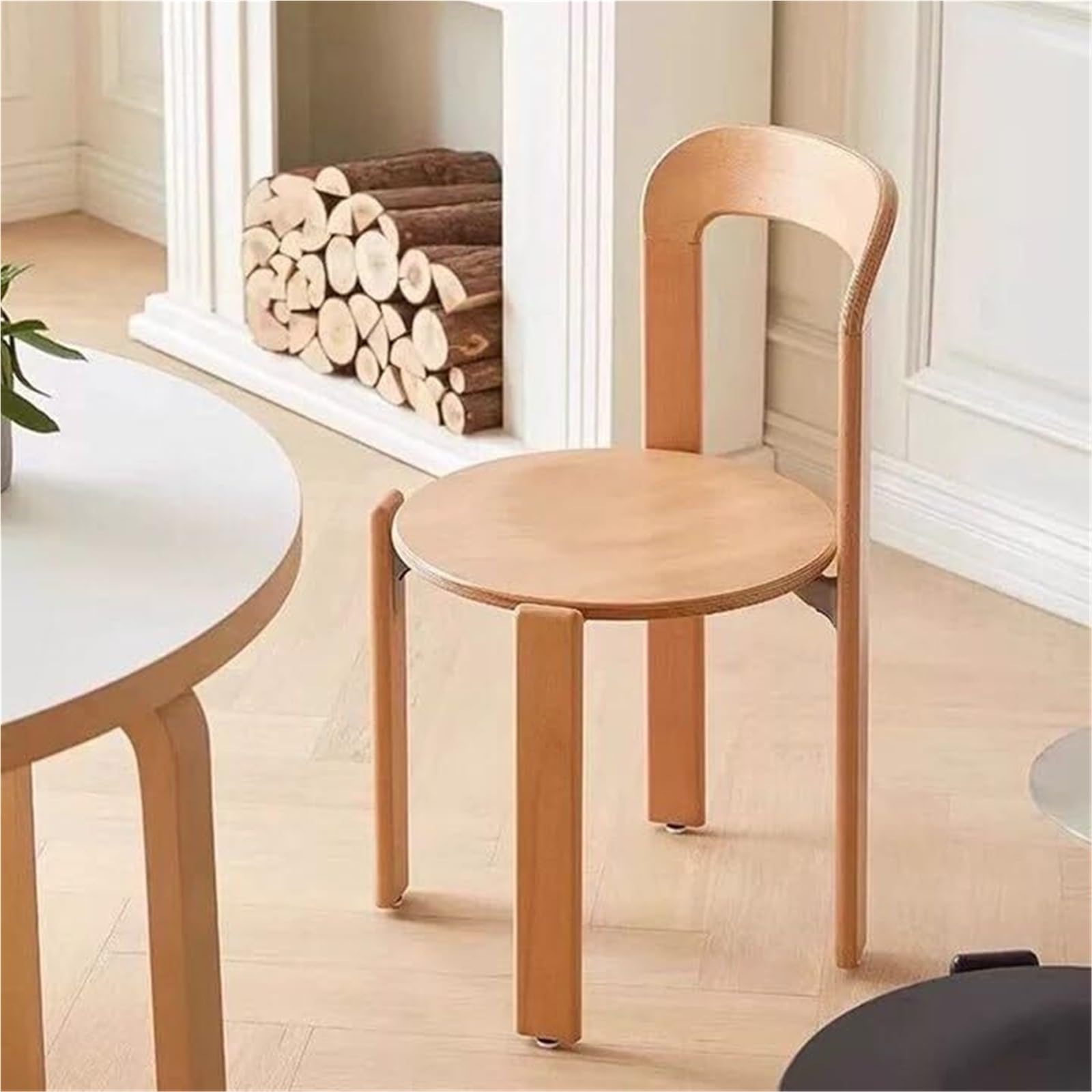 Chaise de coiffeuse en bois pour salon et cuisine moderne au design épuré