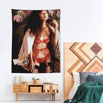 Amazon.co.jp: 中森明菜下着セクシー写真壁の絵ポスター タペストリー