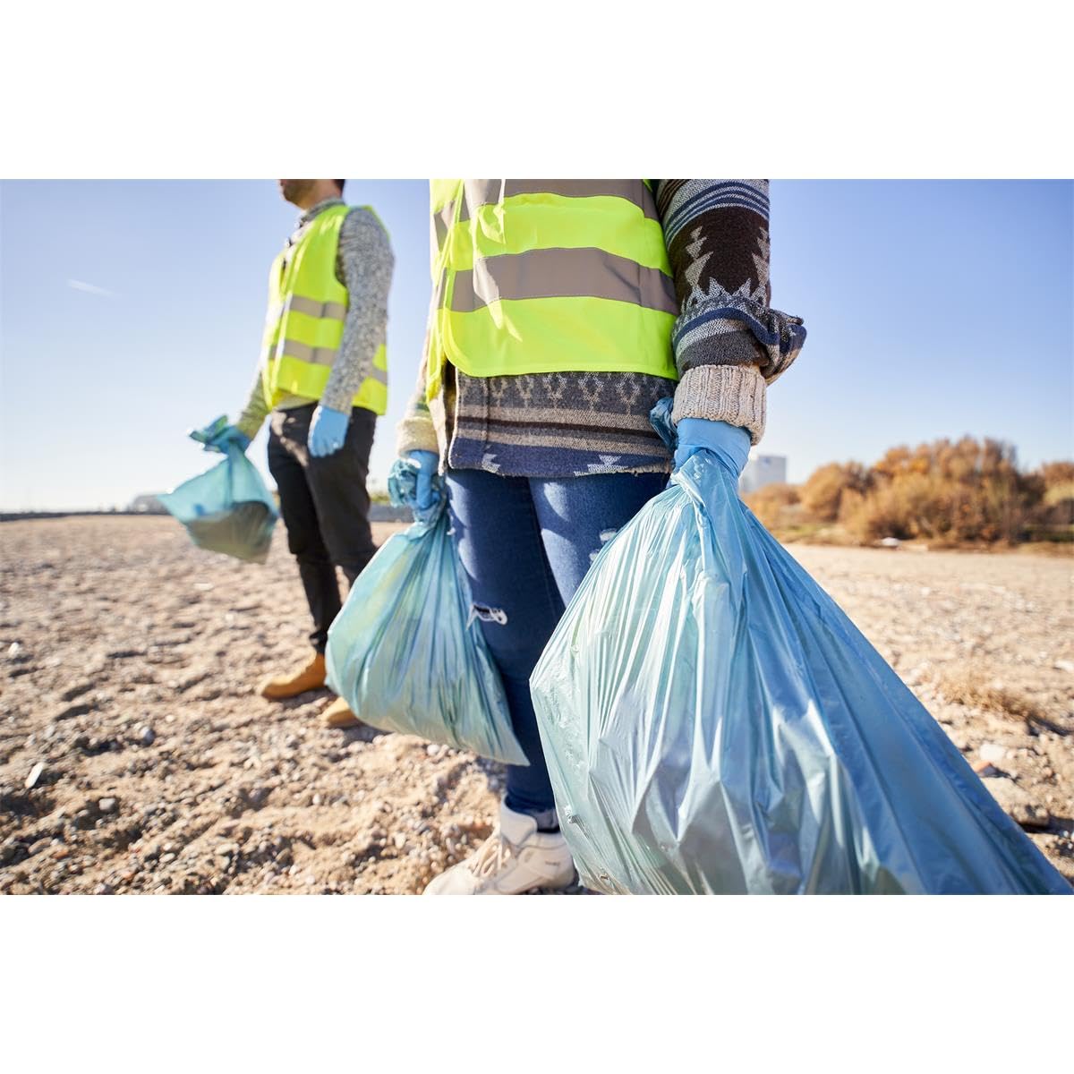 Lot de 300 sacs poubelle avec poignée de transport 25 litres - 30 sacs par rouleau - Résistants à la déchirure et aux liquides - Produit et emballage recyclables, Lot de 10