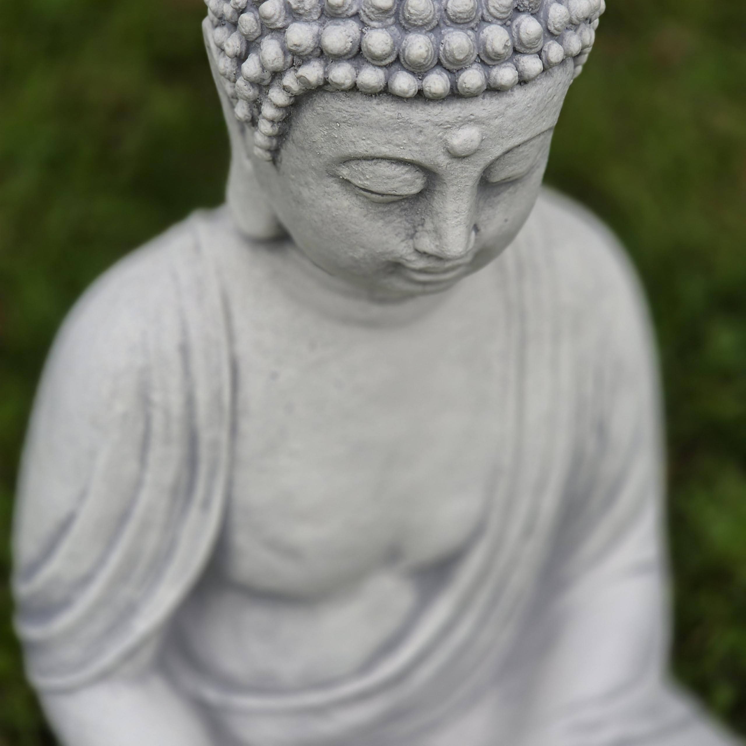 FABRIQ Statua decorativa da giardino in pietra artificiale, grande Buddha meditante, grigio, pietra artificiale, resistente al gelo, calma, massiccia, L: 20 cm, W: 24,5 cm, H: 38