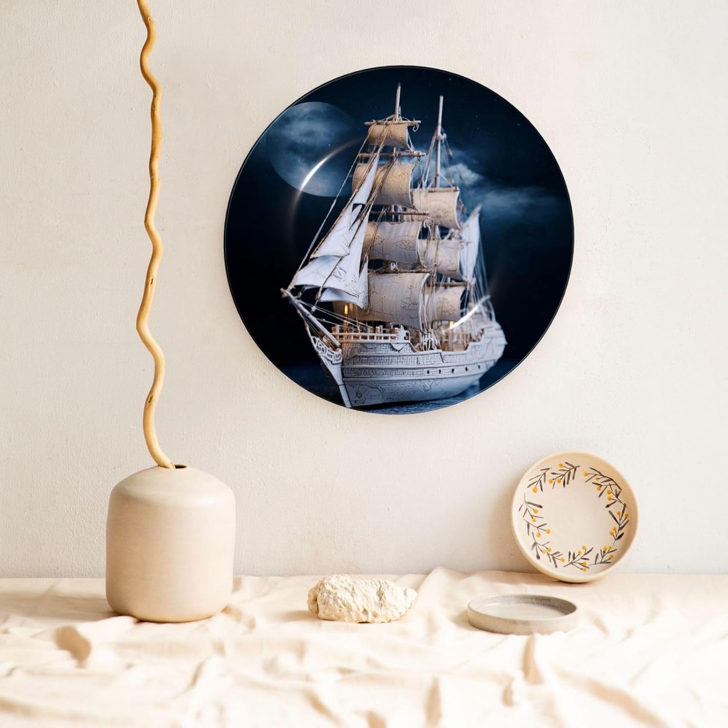 Decorative Plate 10in Bone China Dessert Plates with Display Stand Ceramic Ornament Ceramic Vintage Nautical White Ship Decorative Plates Art Crafts Porcelain Plate for Home Club Living Room