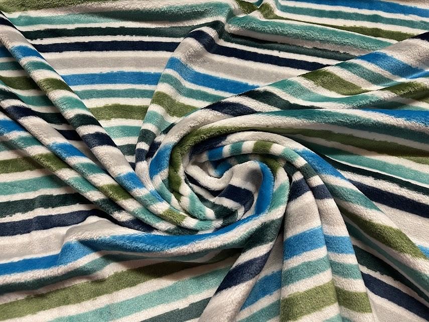 Tissu polaire à rayures 5m idéal pour plaids et soirées d'hiver