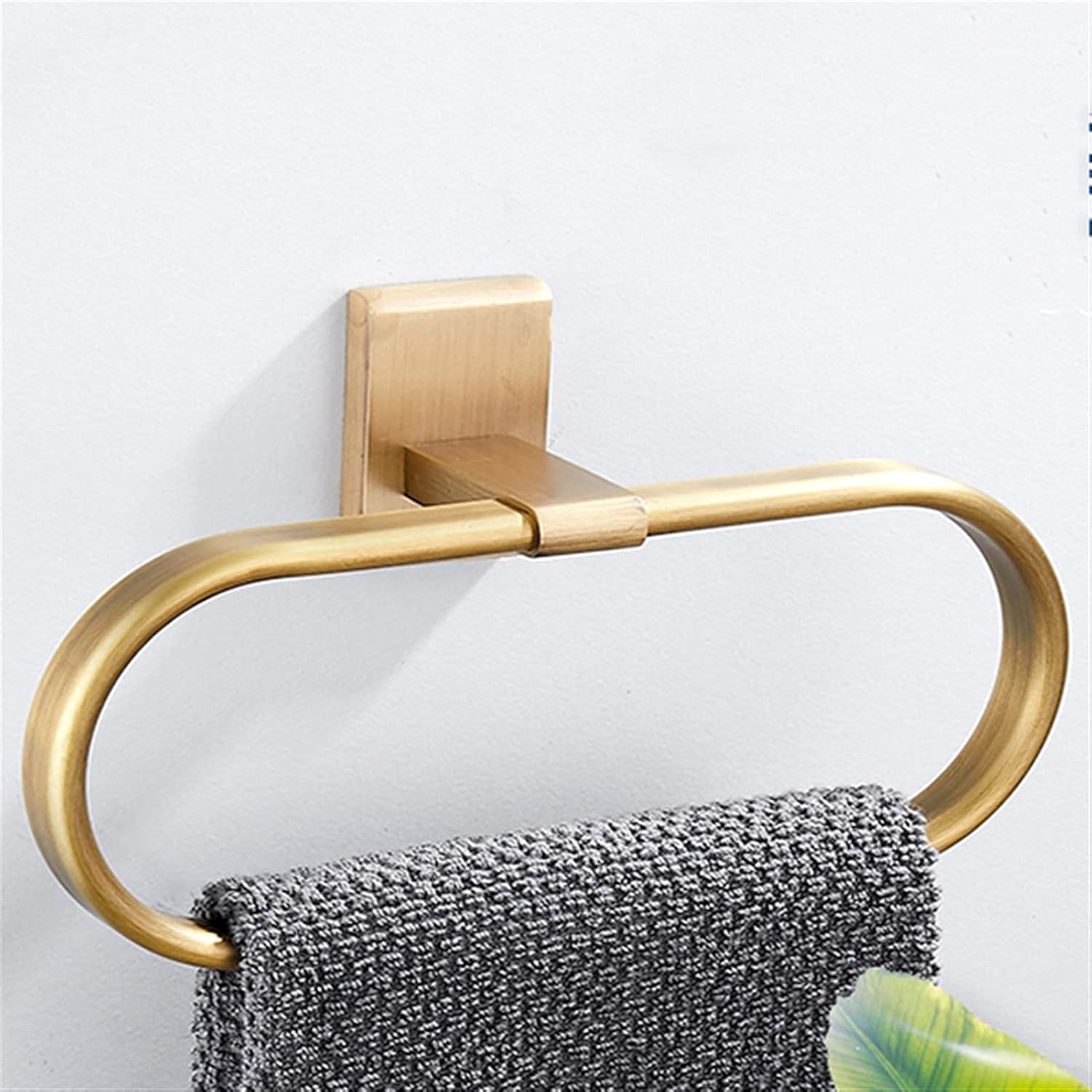 Hand Towel Holder Antique Retro Refined Copper Towel Ring Towel Rack Metal Pendant Hanging Bathroom Towel Hanging European