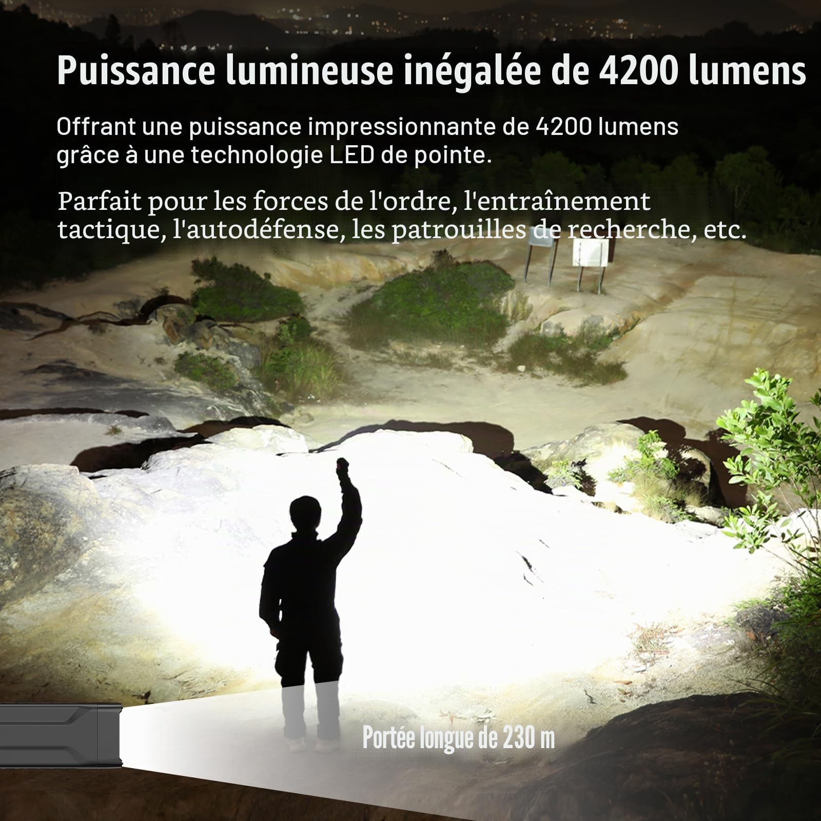 klarus FlatTac X1 Lampe de poche tactique ultra fine, 4200 lumens, lampe de poche puissante et compacte avec double interrupteur, écran OLED, étanche IPX6, parfaite pour l'extérieur, en service
