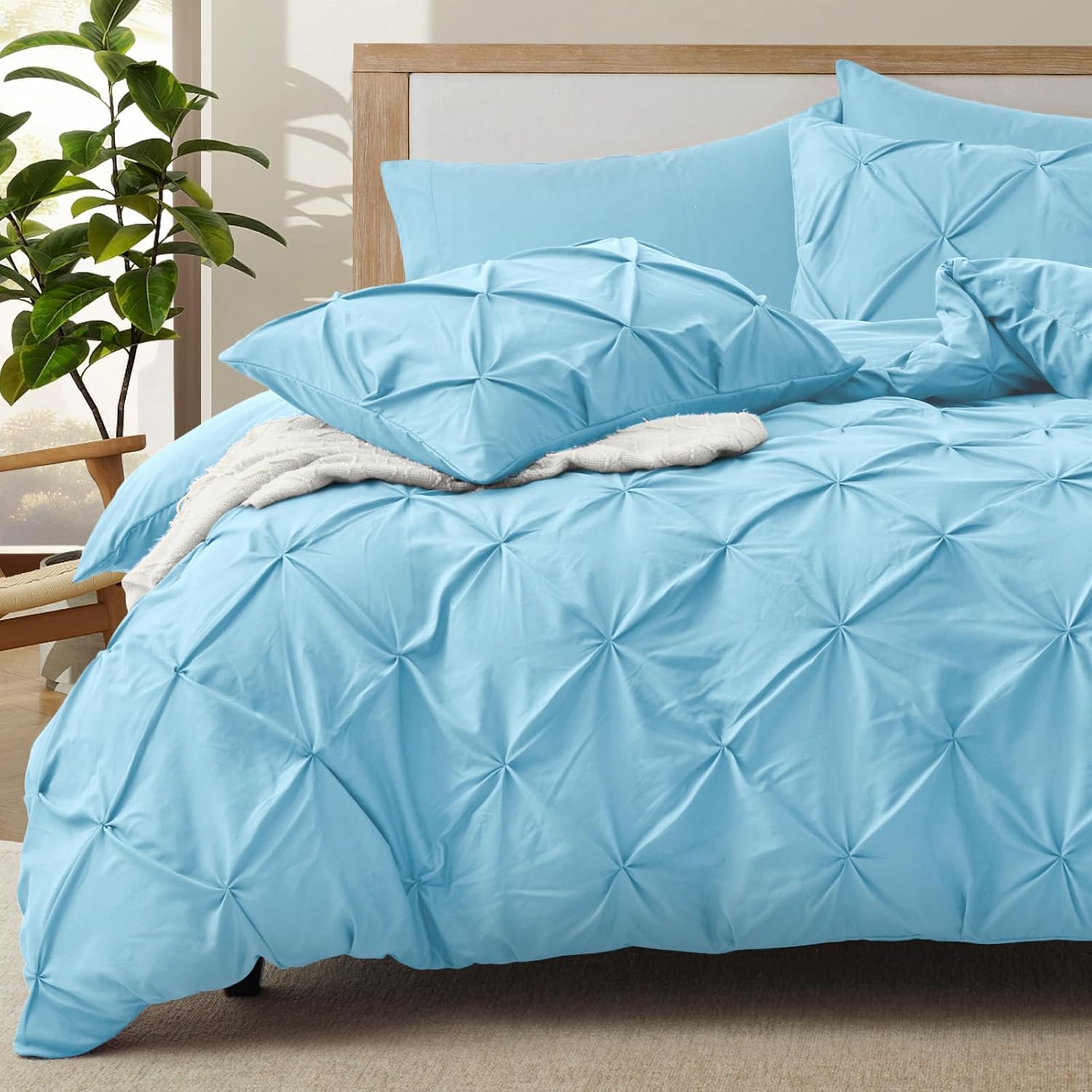 VACVELT 5 Piece Pinch Pleated Duvet Cover Full/Queen Size Set, White Pintuck Duvet Cover with Zipper & 8 Ties, Shabby Chic Microfiber Duvet Cover + 2 Pillow Shams + 2 Pillowcases, No Comforter