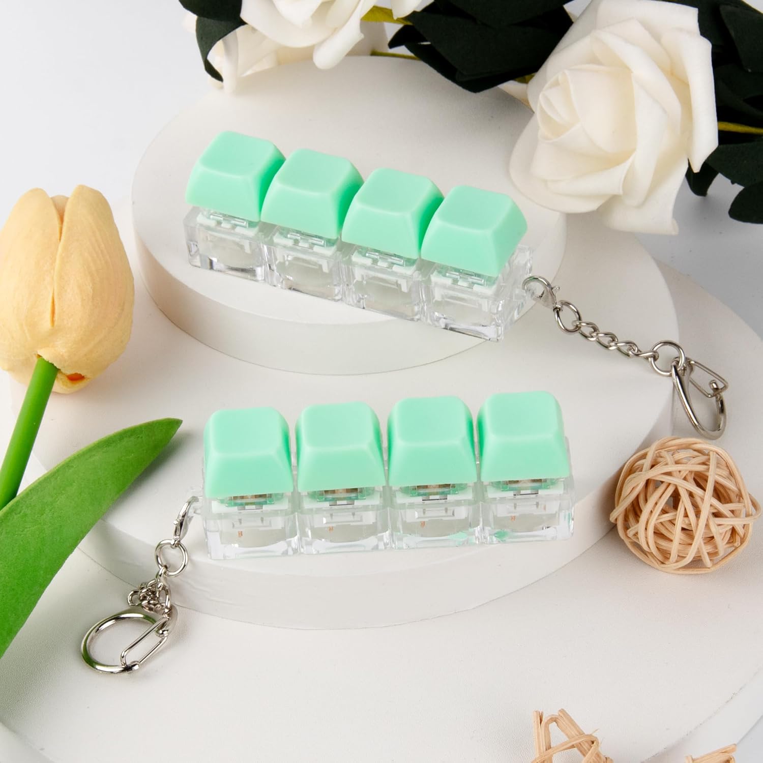 2 Pcs Keyboard Fidget Toy, Keyboard Fidget Keychain 4-in-1 Keyboard Decompression Button Finger Clicker Toys, Button Stress Relief Fidget Gifts for Adult to Relief Stress (Light Green)