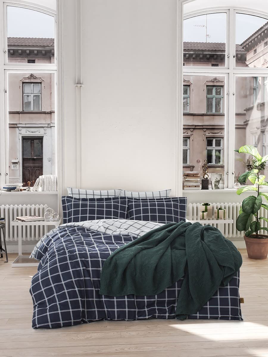 Nuit Des Rêves Premium Ranforce King Quilt Cover Set, Dark Blue & White, 200 x 220 cm, 100% Cotton, Reactive Printing, 145 Thread Count, Machine Washable, Envelope & Button Closure
