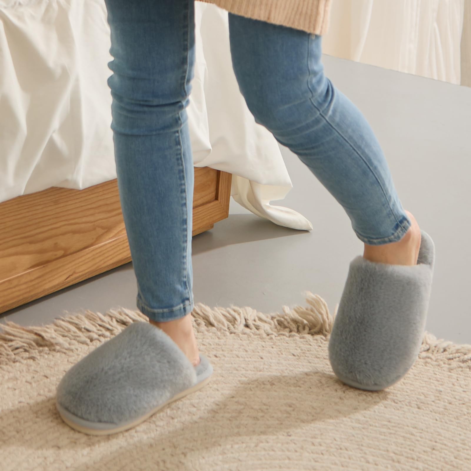 Coswind Pantofole Donna Uomo Invernali Ciabatte Pelose Peluche Calde with Memory Foam Imbottite Casa Antiscivolo Mocassino Scarpe Morbide Comode Unisex Eleganti