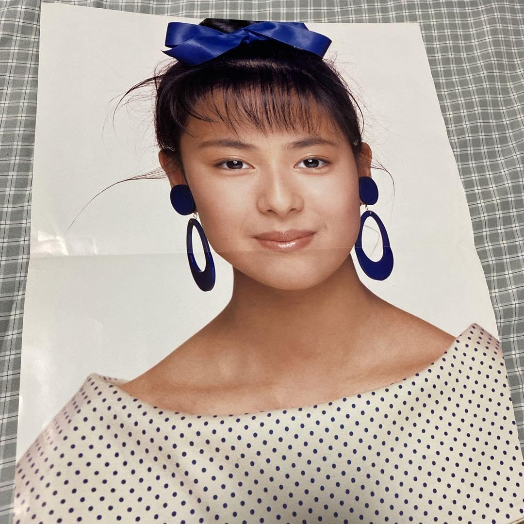 KUMIKO GOTO カード 50 KUMIKO GOTO カード 50 Amazon.co.jp: GUNZE Telephone Card Kumiko