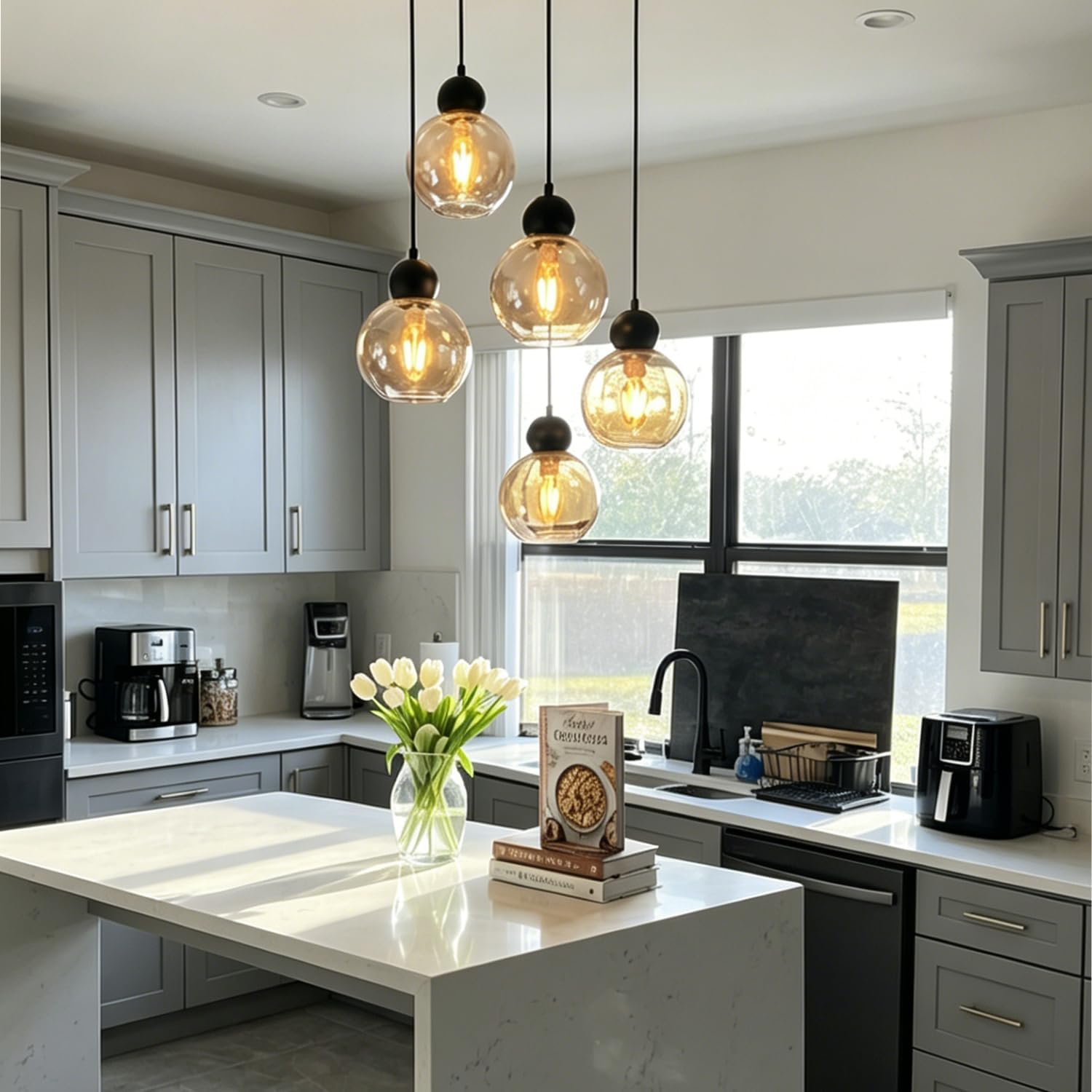 5-Light Cluster Pendant Light Amber Glass Globe Chandelier Modern Black Ceiling Hanging Light Round Cluster Chandelier for Staircase Entryway Living Room