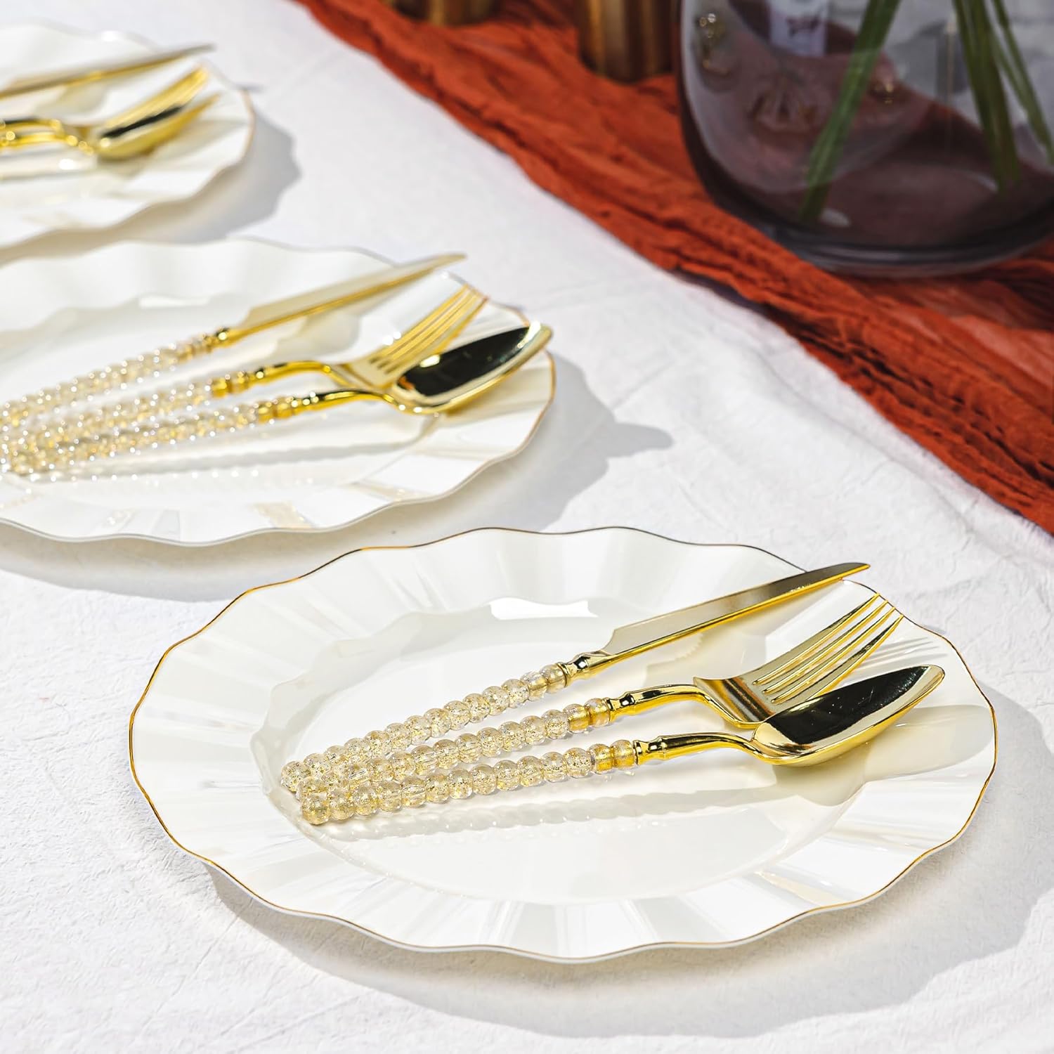 300PCS Gold Plastic Silverware, Heavy Duty Utensils, Disposable Plastic Cutlery Silverware Include 100 Forks, 100 Knives, 100 Spoons for Party and Wedding, Shiny Bead