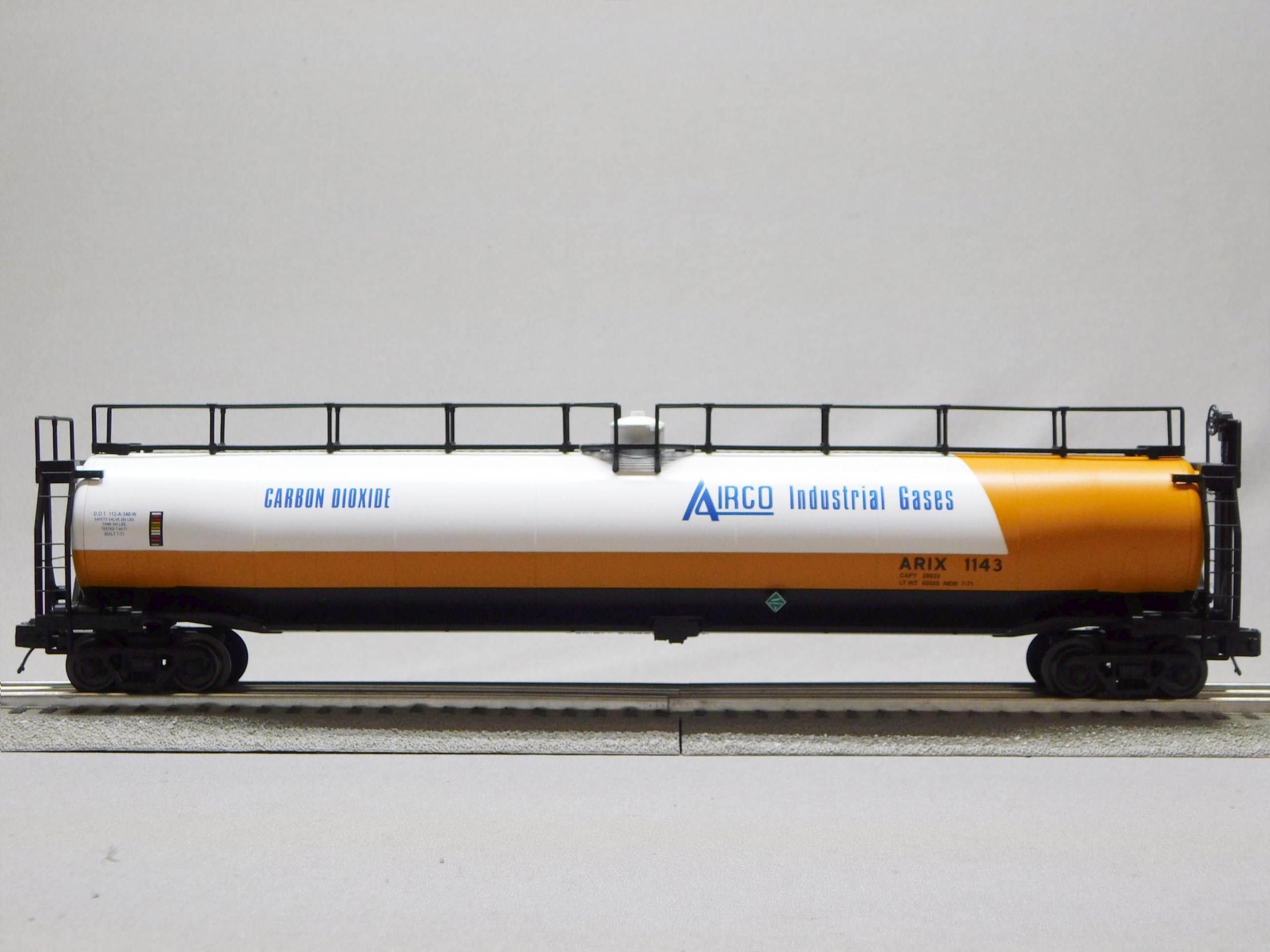 Atlas GATX 17,600 Tank CAR #4868
