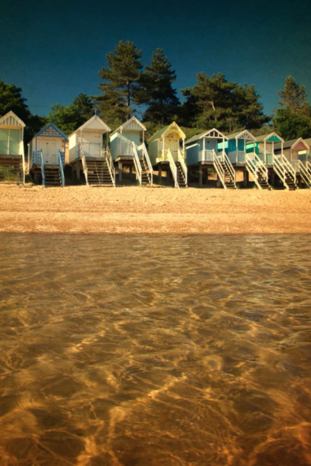 Take me to the Norfolk Coast - Wells-next-the-sea: Notebook featuring cover images from the Norfolk coast.