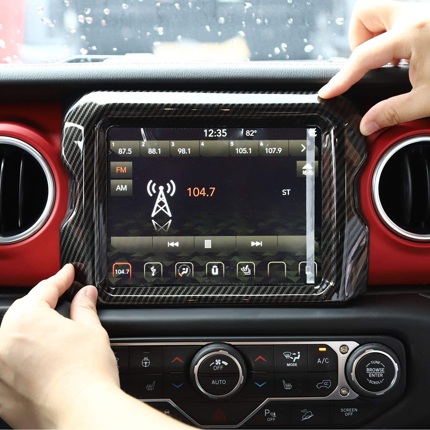 8.4" GPS Navigation Panel Bezel Trim Cover for 2018-2023 Jeep Wrangler JL JLU & 2020-2023 Jeep Gladiator JT (Carbon Fiber Grain)