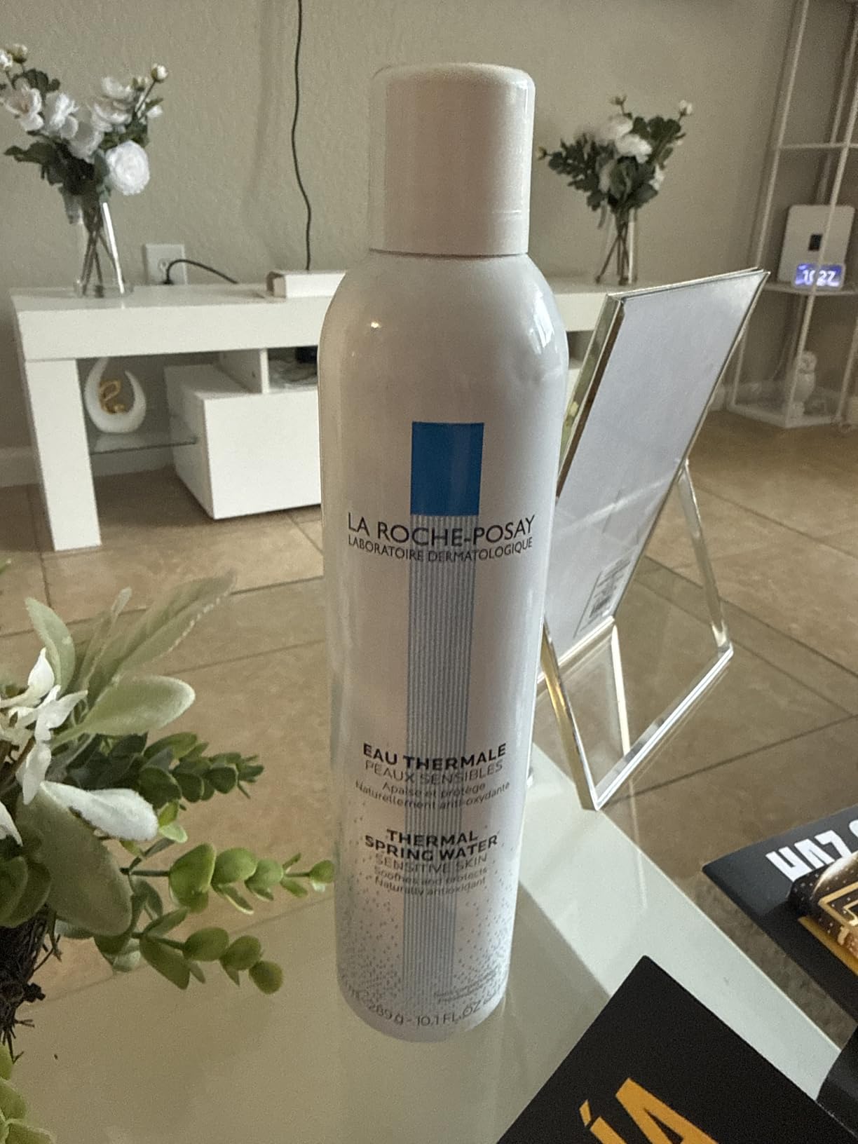La Roche-Posay Thermal Spring Water, Face Mist Hydrating Spray with Antioxidants to Hydrate and Soothe Skin, Facial Spray