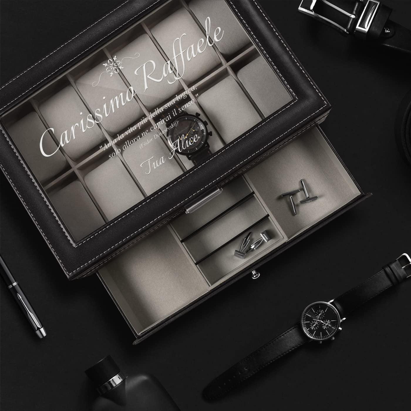 Maverton Cofanetto Porta Orologi e Gioielli con 12 scomparti e 1 cassetto - Custodia Orologi - Coperchio in vetro - Fodera in velluto - incisione personalizzata - regalo uomo - regalo di Natale - Vita