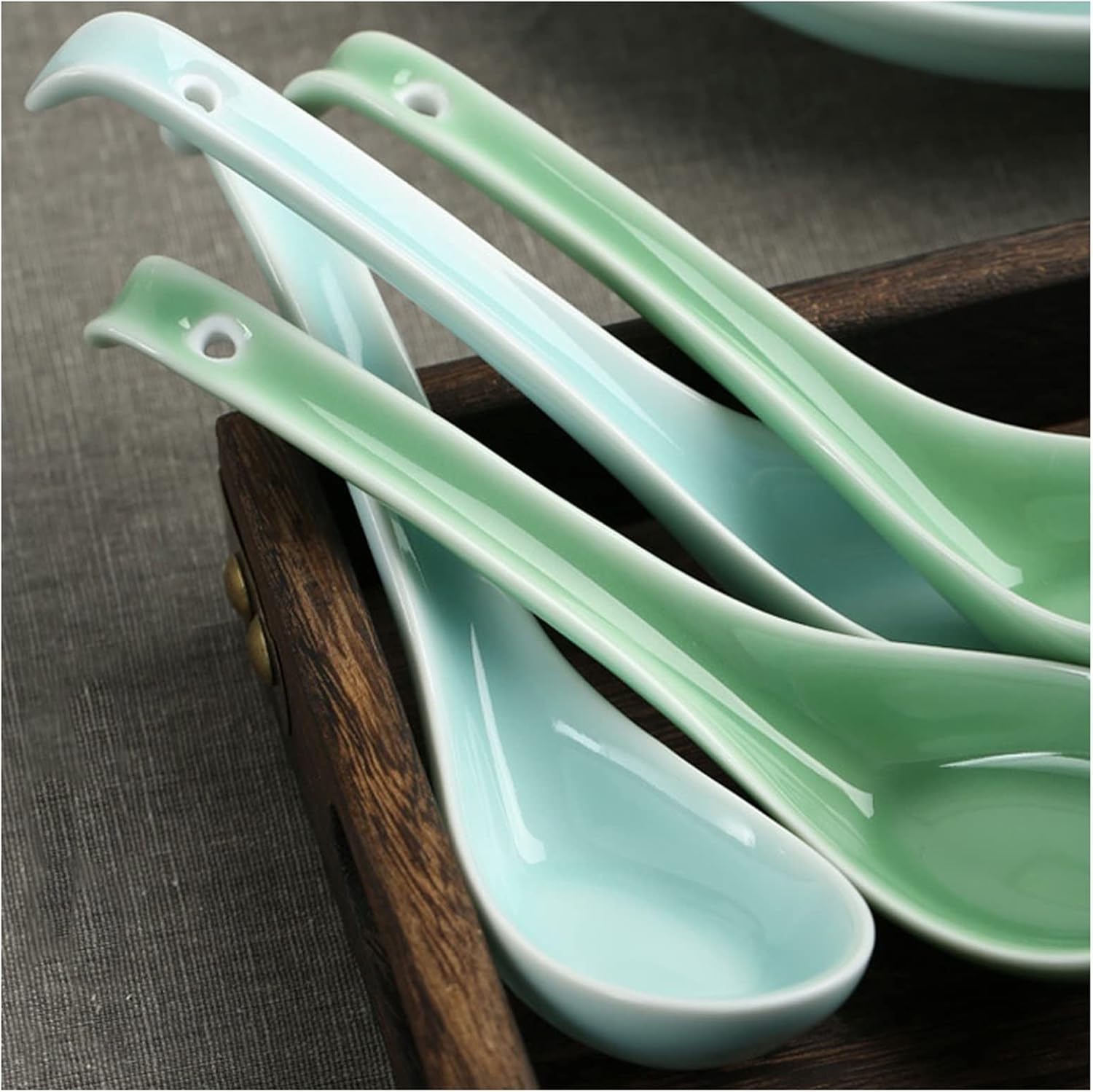 Spoons for Cooking Dessert Spoons Long-Handled Soup Ladle Household Small Soup Ladle Ramen Spoon Restaurant Porcelain Soup Spoon Serving Spoons Dinner Spoon(C)