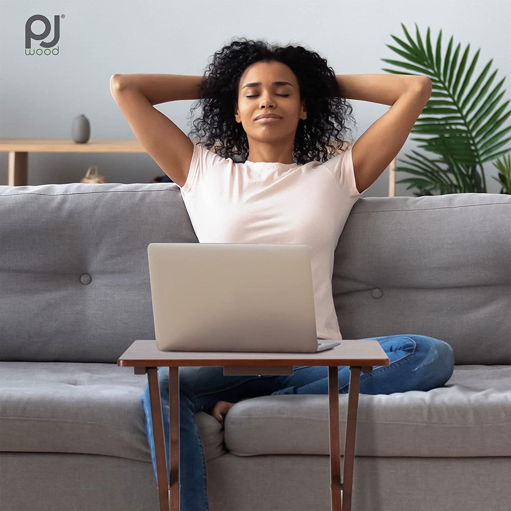 PJ Wood Tragbares, zusammenklappbares TV-Snack-Tablett, Tisch, Schreibtisch, Servierständer, für Zuhause, Wohnzimmer, Wohnheim und Büro, Honigeiche (4 Stück)