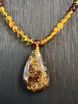 琥珀 ① ルビー 樹脂 化石 コハク 幸運 長寿 健康 家族の繁栄