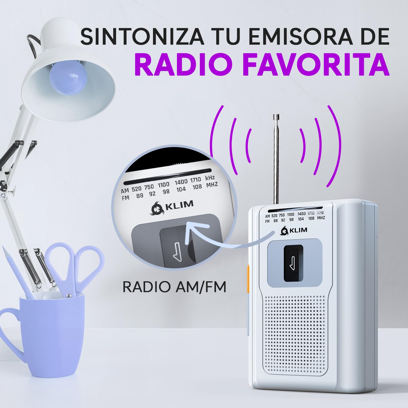 KLIM K8 Reproductor Cassette - Nueva versión - Cassette Player - Am/FM Radio - Micrófono y Altavoz Integrados - Conector para Auriculares y Auriculares - Blanco