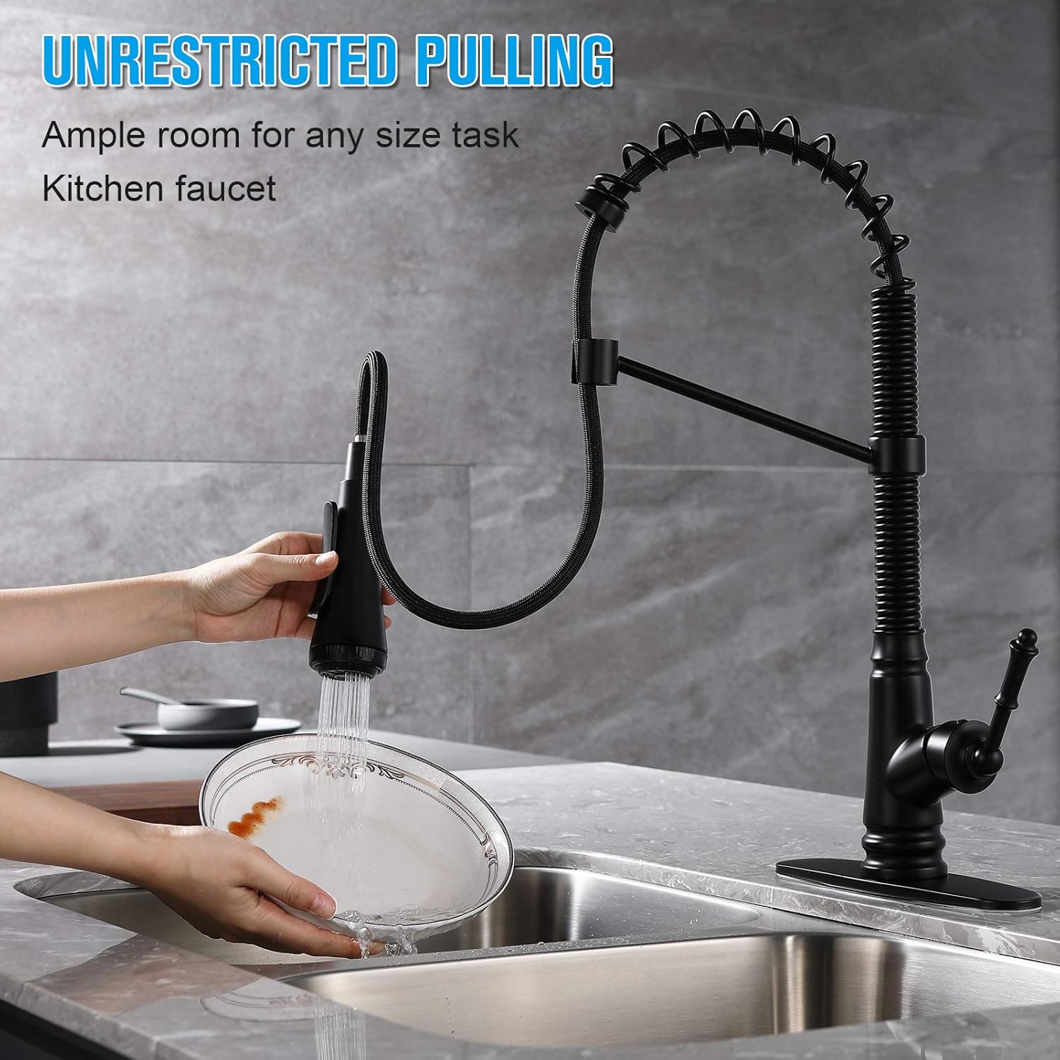 Single Level Kitchen Sink Faucet with Pull Down Sprayer, Single Handle Pull Out Kitchen Faucet, Matte Black