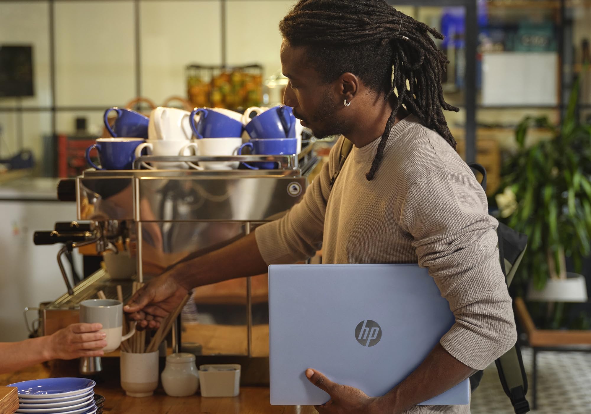 HP Laptop 15-fd1000slx, Notebook, Intel Core 7 150U, 16 GB RAM, 512 GB, Grafica integrata, Display 15,6" FHD Antiriflesso 250 nits, Laptop, Windows 11, Portatile, Argento