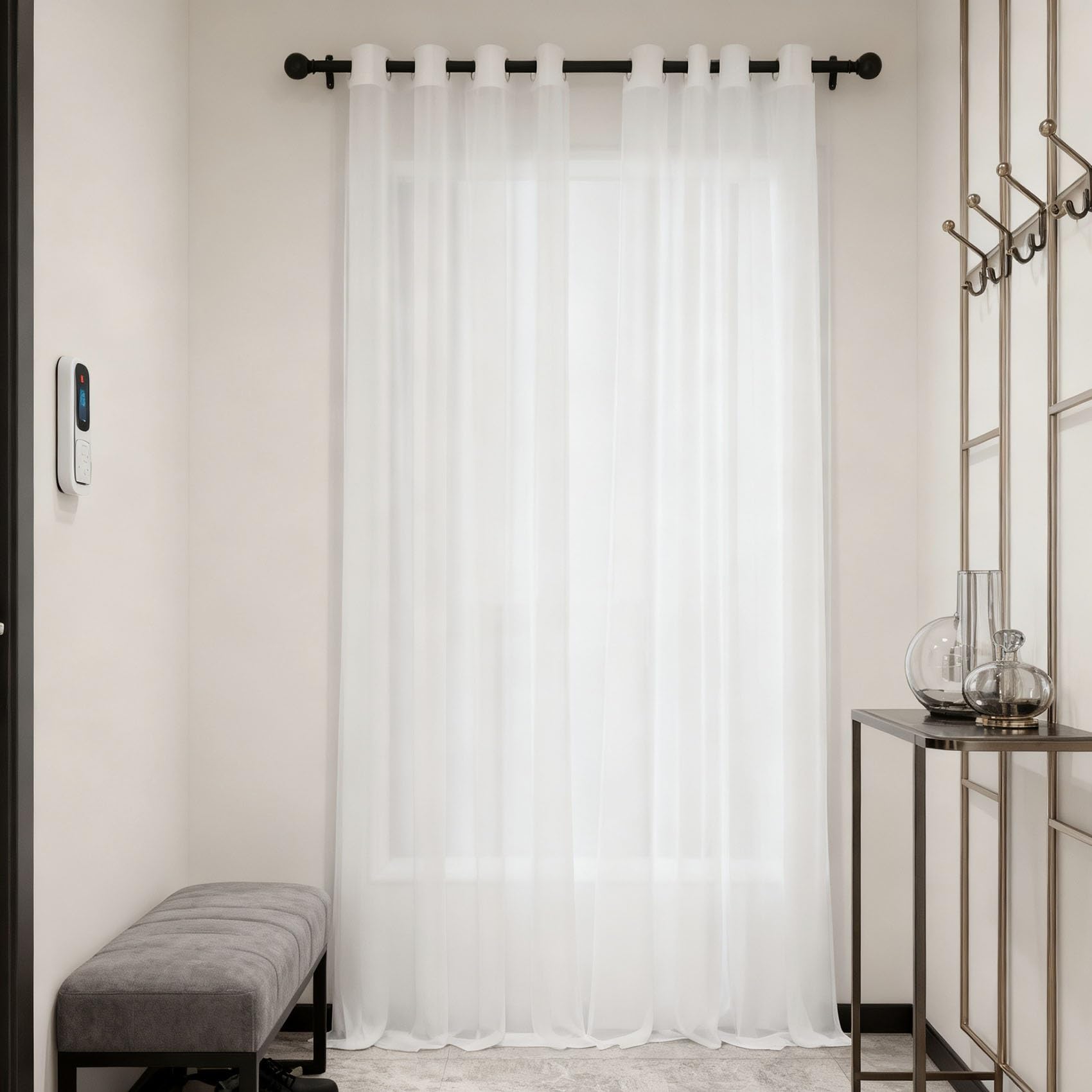 Rideau voilages luxueux doux au fini lisse et élégant vintage blanc pour terrasse