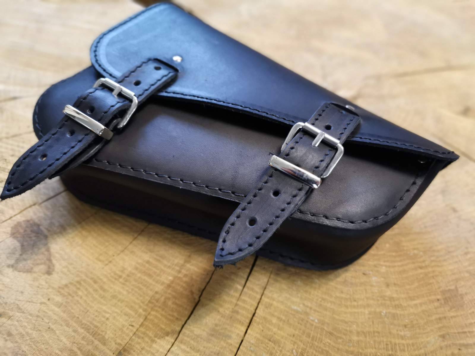 Medusa Black Destro Nero Sporty Tasca Laterale Sinistra Tasca Laterale Lato Destro compatibile con Harley Davidson Sportster XL Ferro Quaranta Eigt