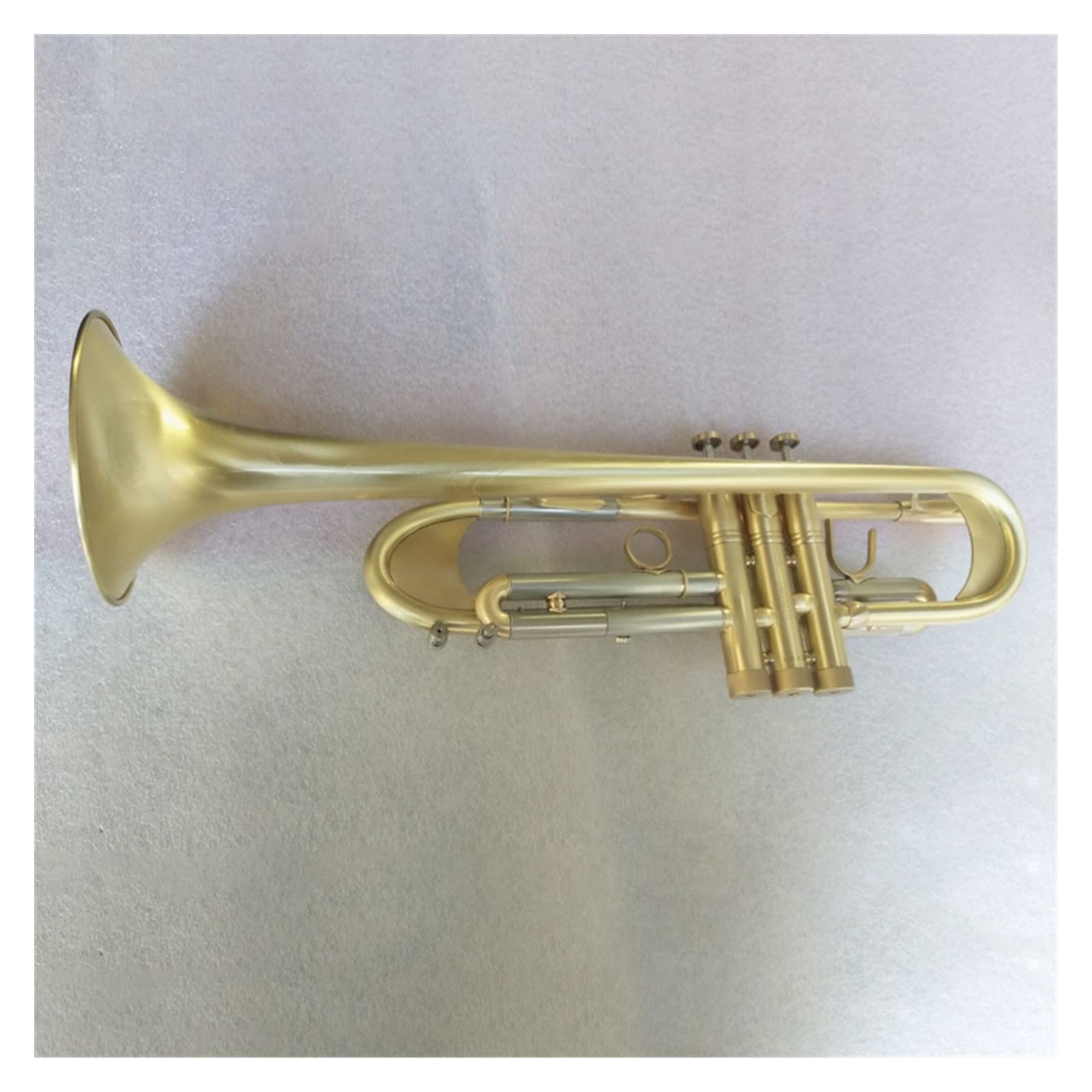Trąbka B Płaska Trąbka Instrument Muzyczny Cięższy Typ Złocenie Trąbka Grająca Muzykę początkujących trąbka