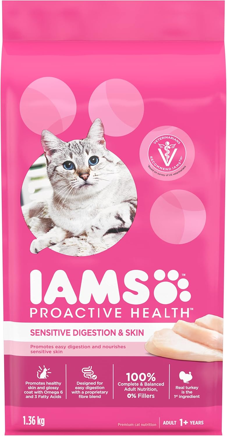 IAMS Proactive Health Dry Cat Food Adult Sensitive Digestion & Skin