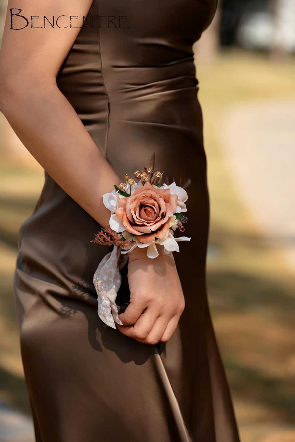 Walnut Brown Corsage for Wedding(Set of 6),Wrist Corsage,Corsage for Prom,Boho Wedding,Party Prom Hand Flower Decor,Mother of The Bride Corsage,Bridesmaid Wrist Corsage