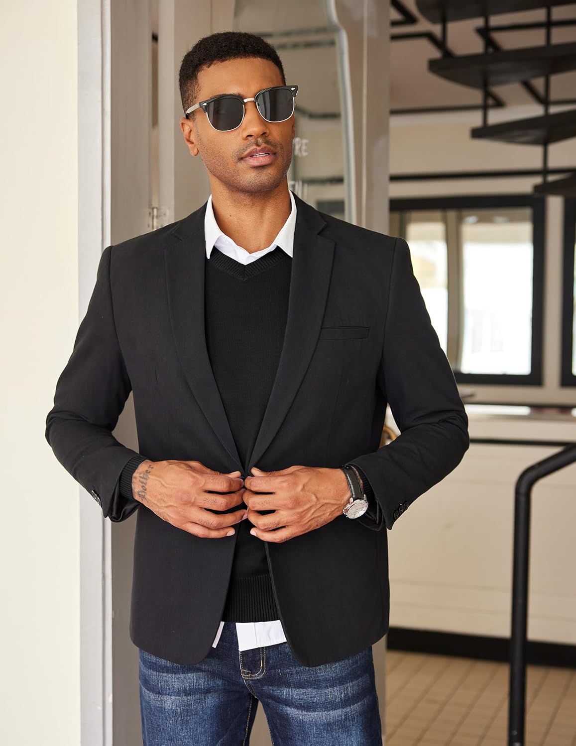 COOFANDY Men's V Neck Sweater Lightweight Knitted Pullover Sweaters - Image 5