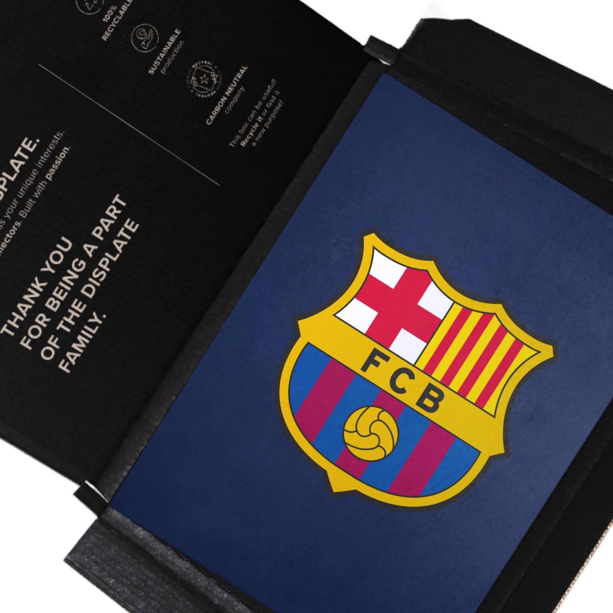 Displate - Poster in metallo – Montaggio magnetico – FC Barcelona – Crest – Dimensione L – 67,5 x 48 cm opaco