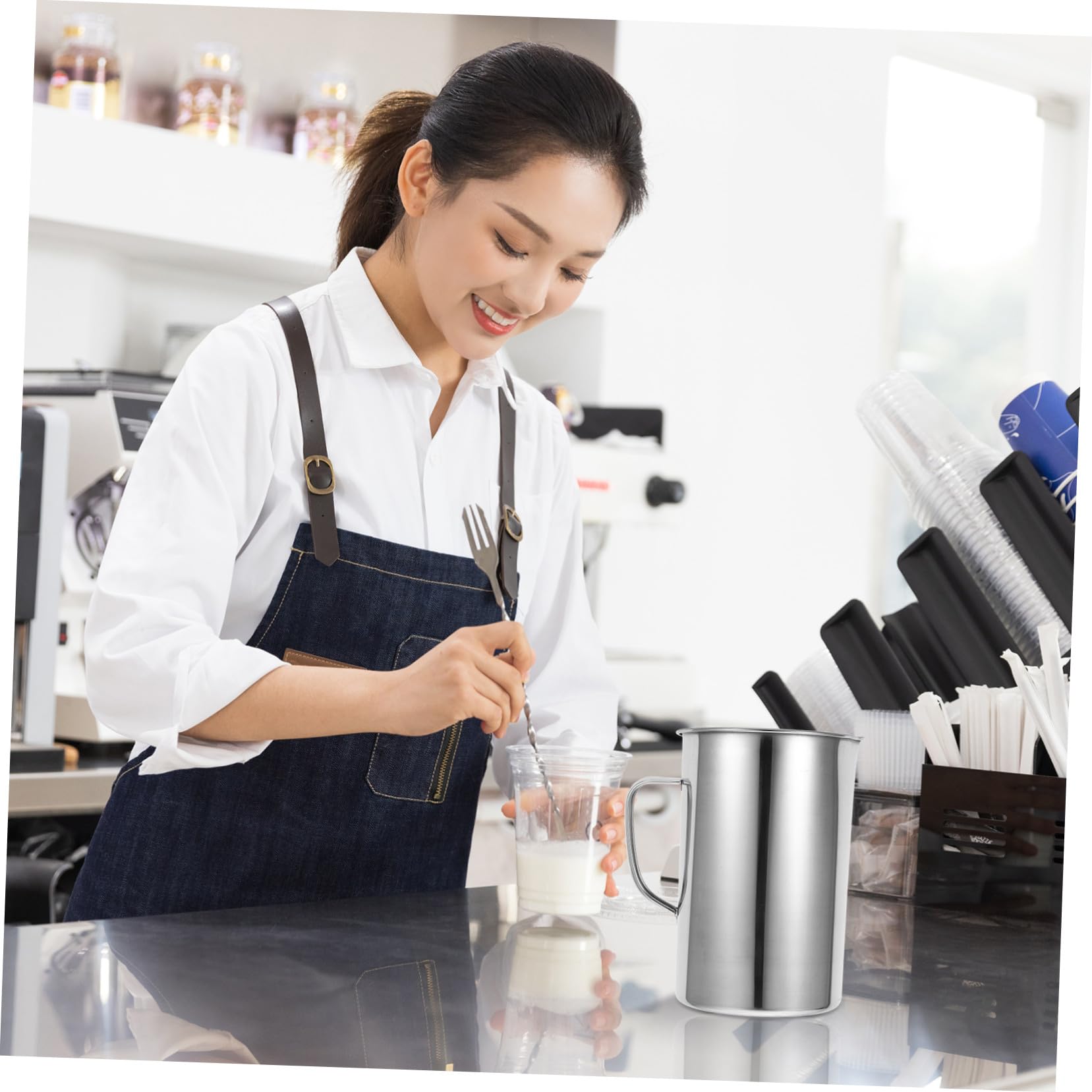 Misurino da Laboratorio in Acciaio Inox 304 con Manico 2000 Ml, Tazza Graduata con Scala, Becher Versatile per Cucina, Forno, Preparazione Tè e Uso Scientifico