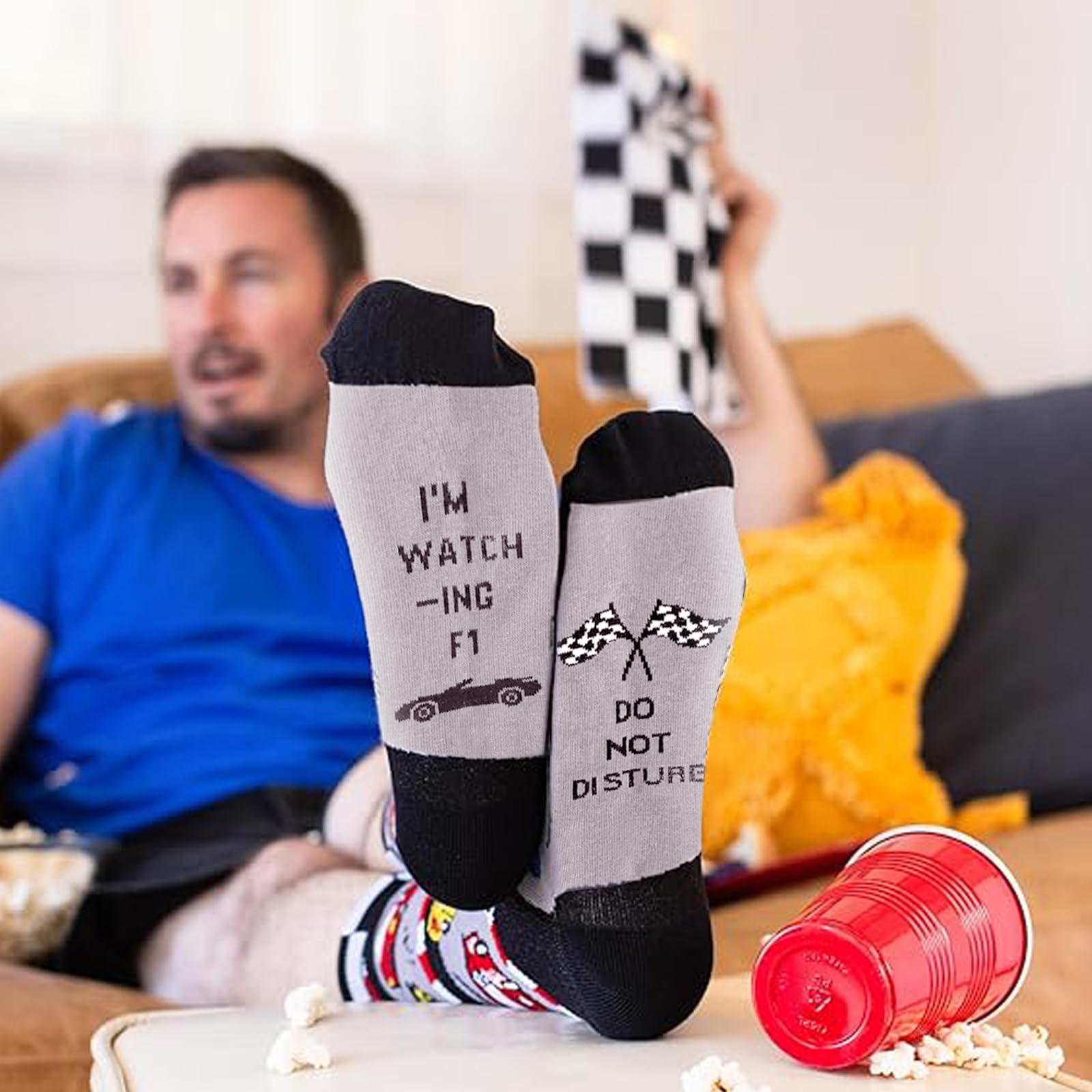 Calzini Divertenti Per Fan Della F1 Con Scritta 'Do Not Disturb I'm Watching F1': Regalo Uomo Per Compleanno, Taglia Unica
