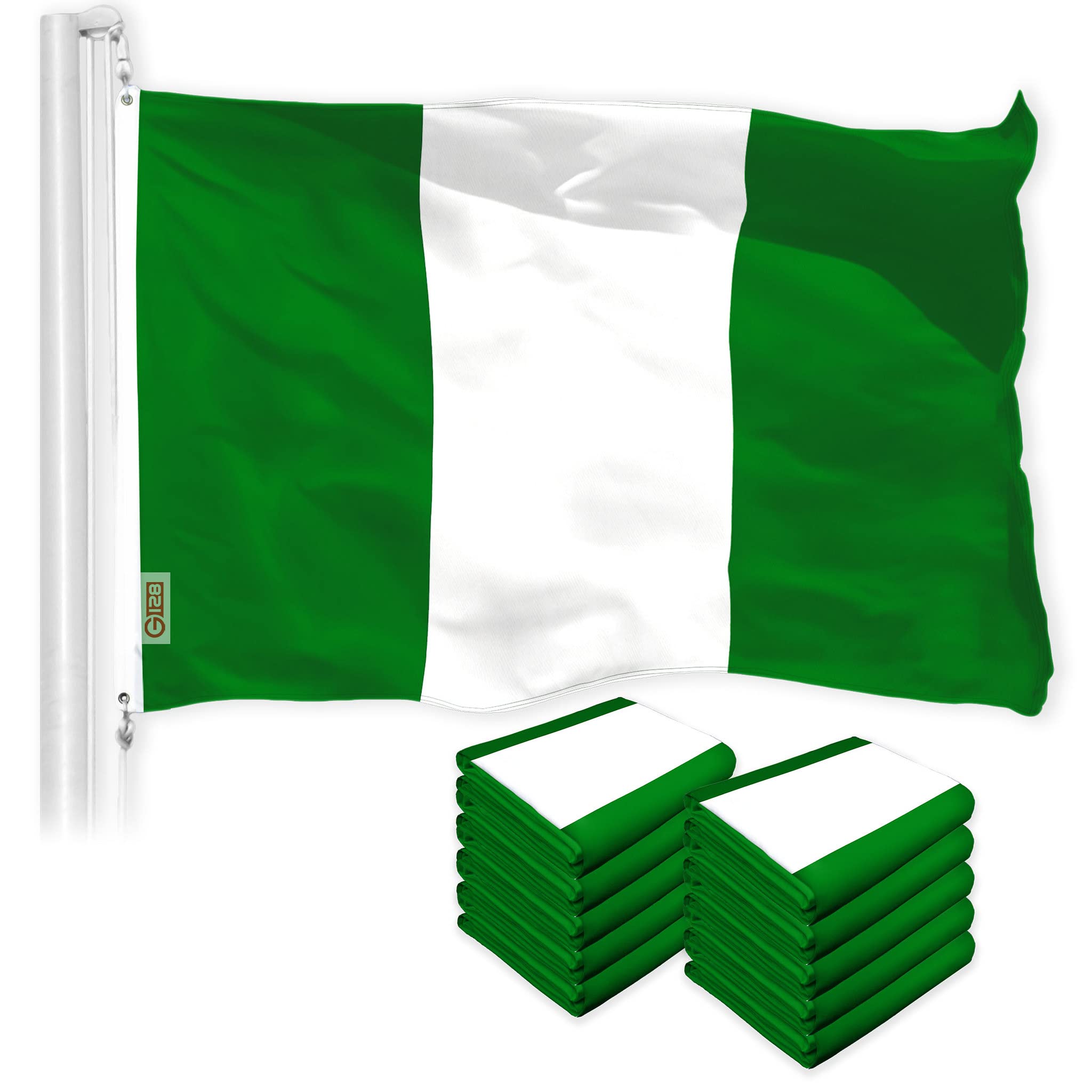 Ondeando La Colorida Bandera De Nigeria Y Su Bandera Nacional Imagen De