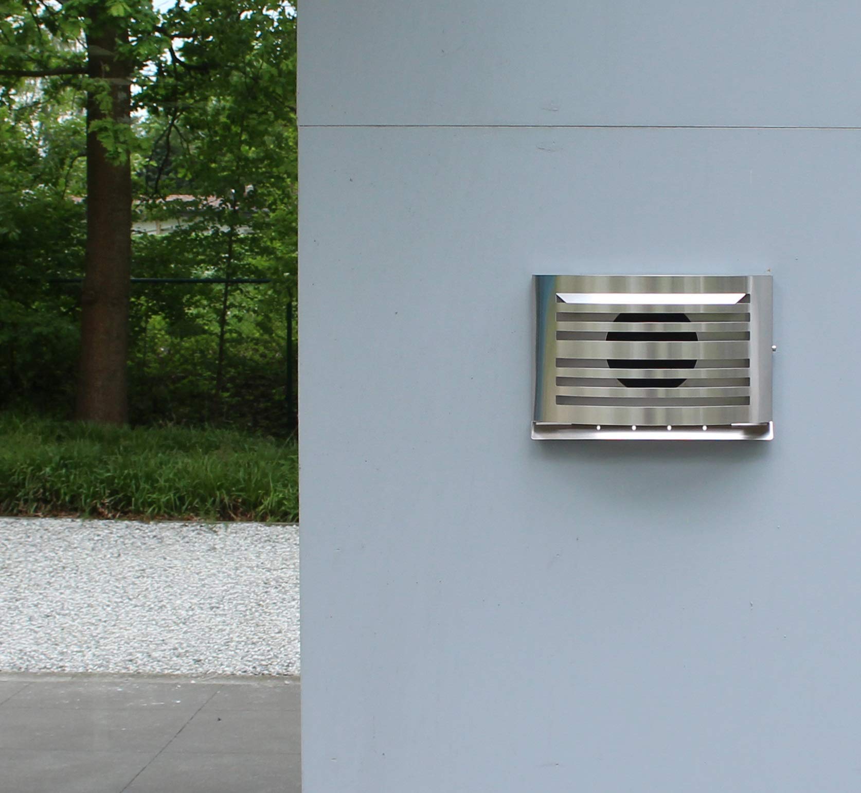Grille d'évacuation design avec clapet anti-retour isolé en acier inoxydable 304 - V2A brossé (DN 150/150 mm)