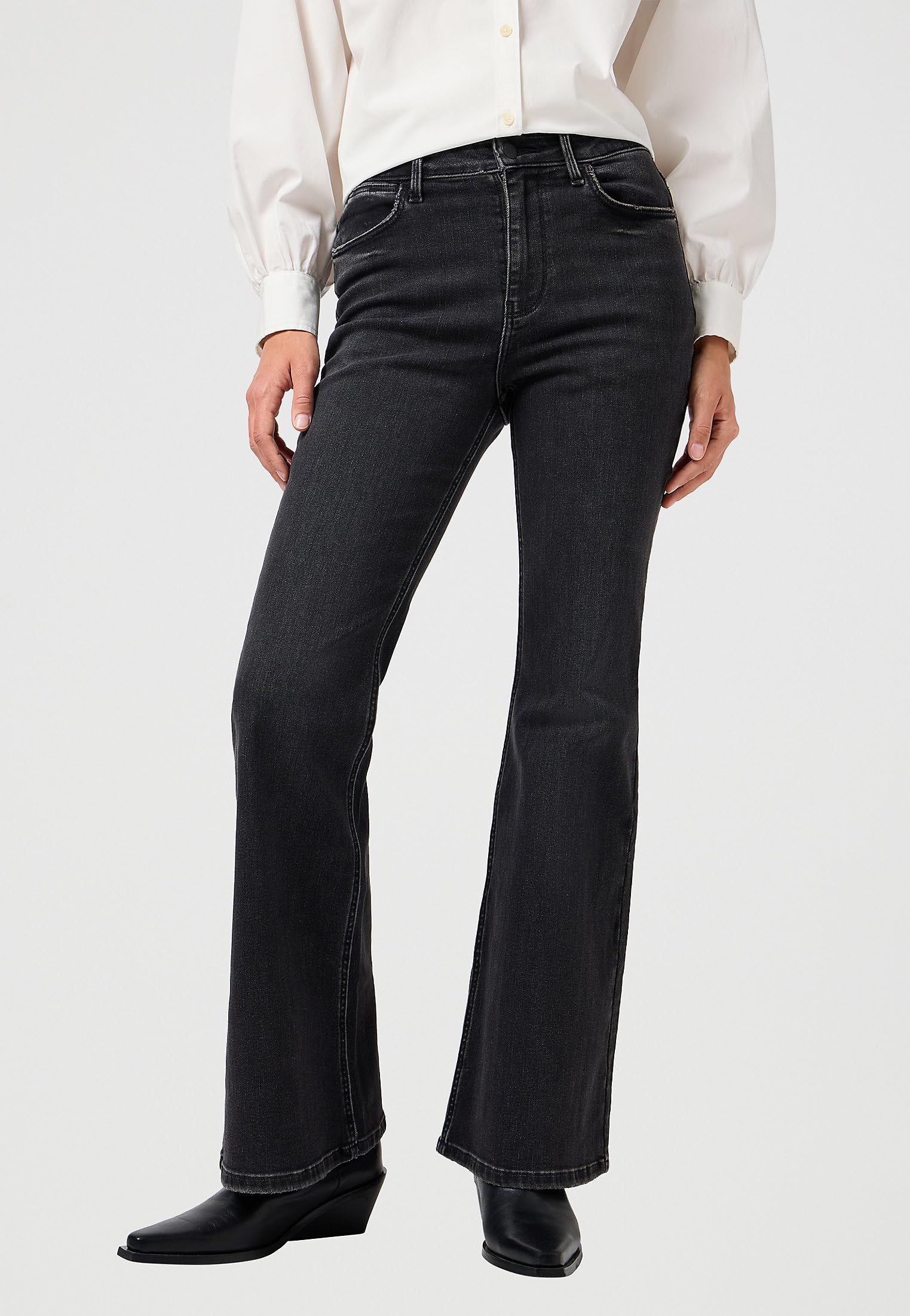 Wrangler Jean Fierce Flare pour Femme, Coupe évasée, Jambe évasée, Constellation, 25W x 30L