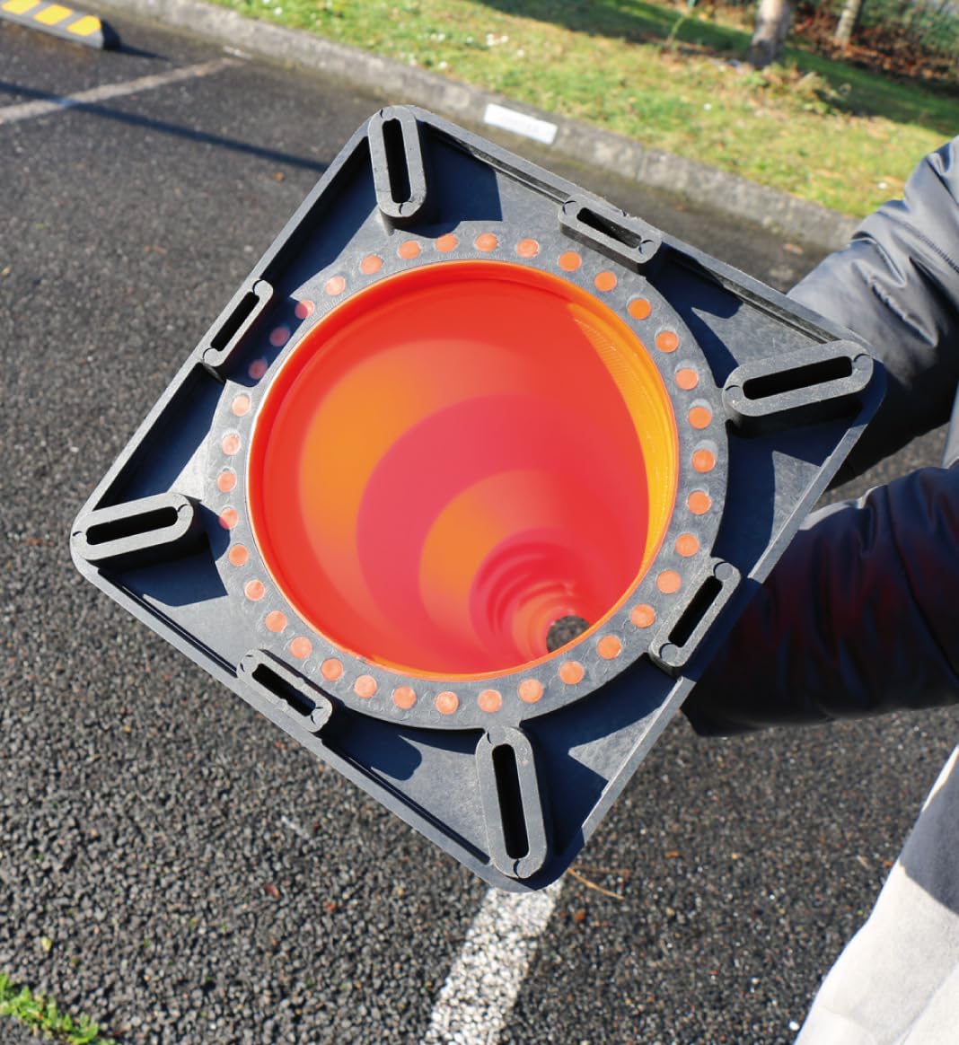 AUA SIGNALETIQUE - Cône De Signalisation Réfléchissant Classe 2 - Hauteur 75 cm - Base Noire Lestée 3,2 Kg - Cône de sécurité Chantier K5A (1)
