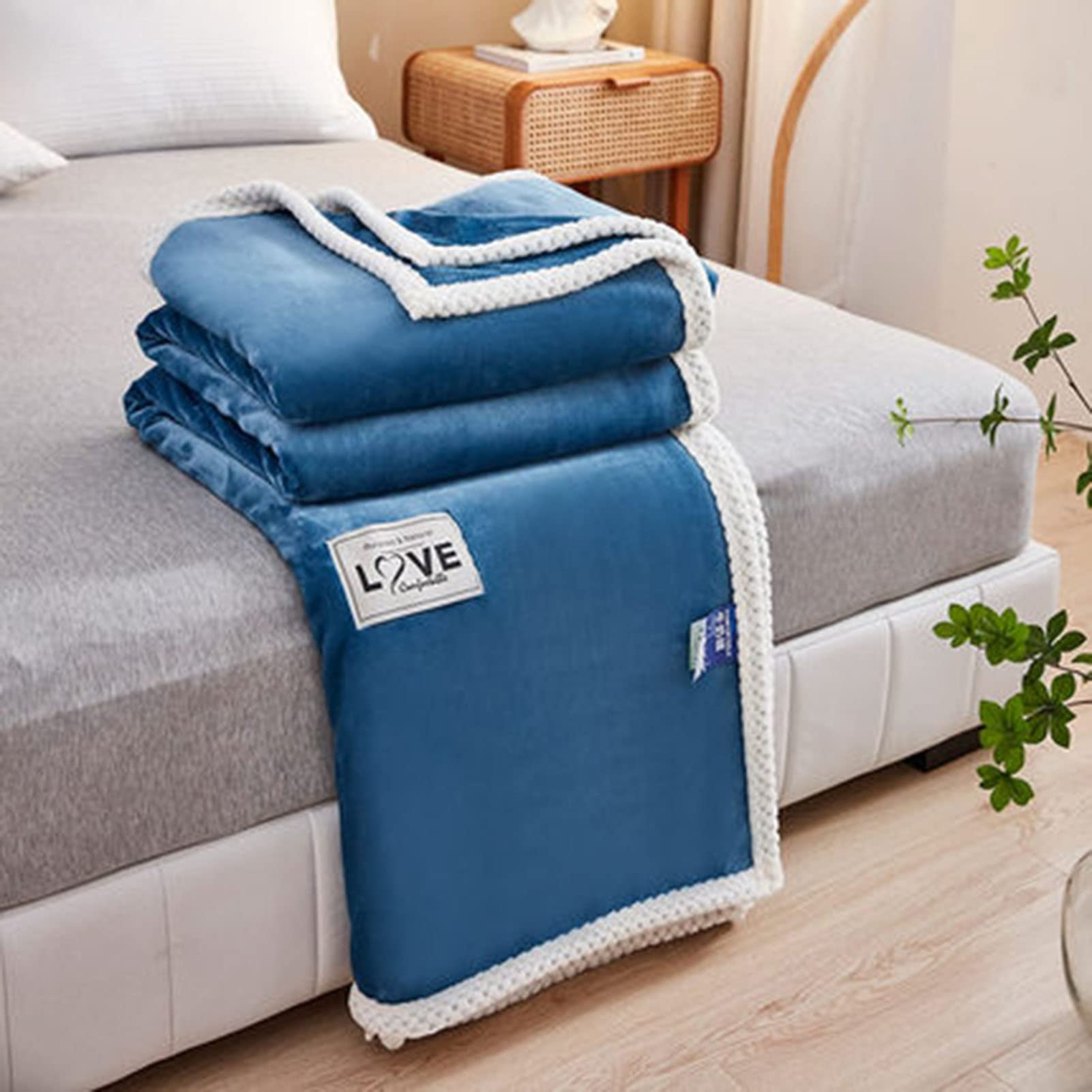 Amazon.com: Bedding Blankets Throw Blanket Air Conditioner Blanket Fleece  Blanket Travel Blanket Nap Blanket for All Season Throws for Couch Bed Sofa  Blankets Super Soft Cozy Plush Comfy Blankets Blue : Home